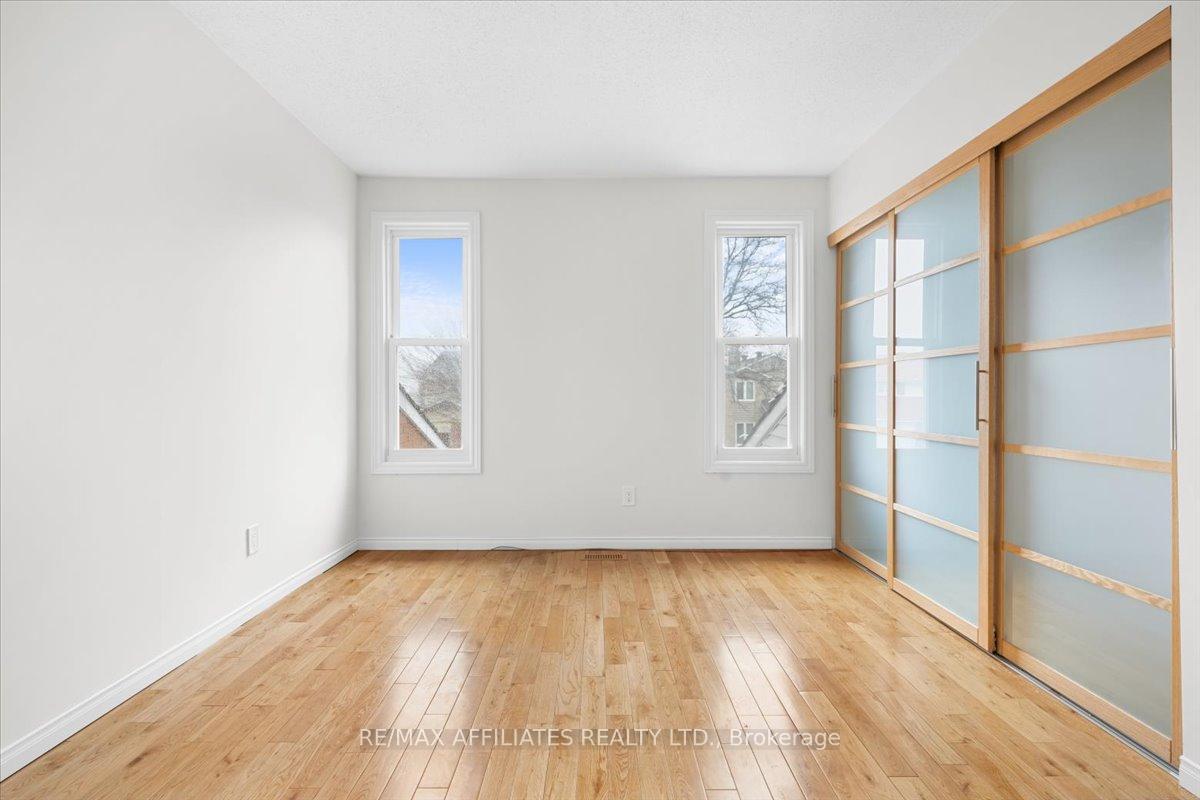 Photo 22 of 1080 Taffy Lane, Ottawa, Convent Glen North — HOMEH