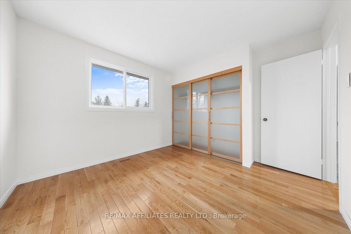 Photo 27 of 1080 Taffy Lane, Ottawa, Convent Glen North — HOMEH