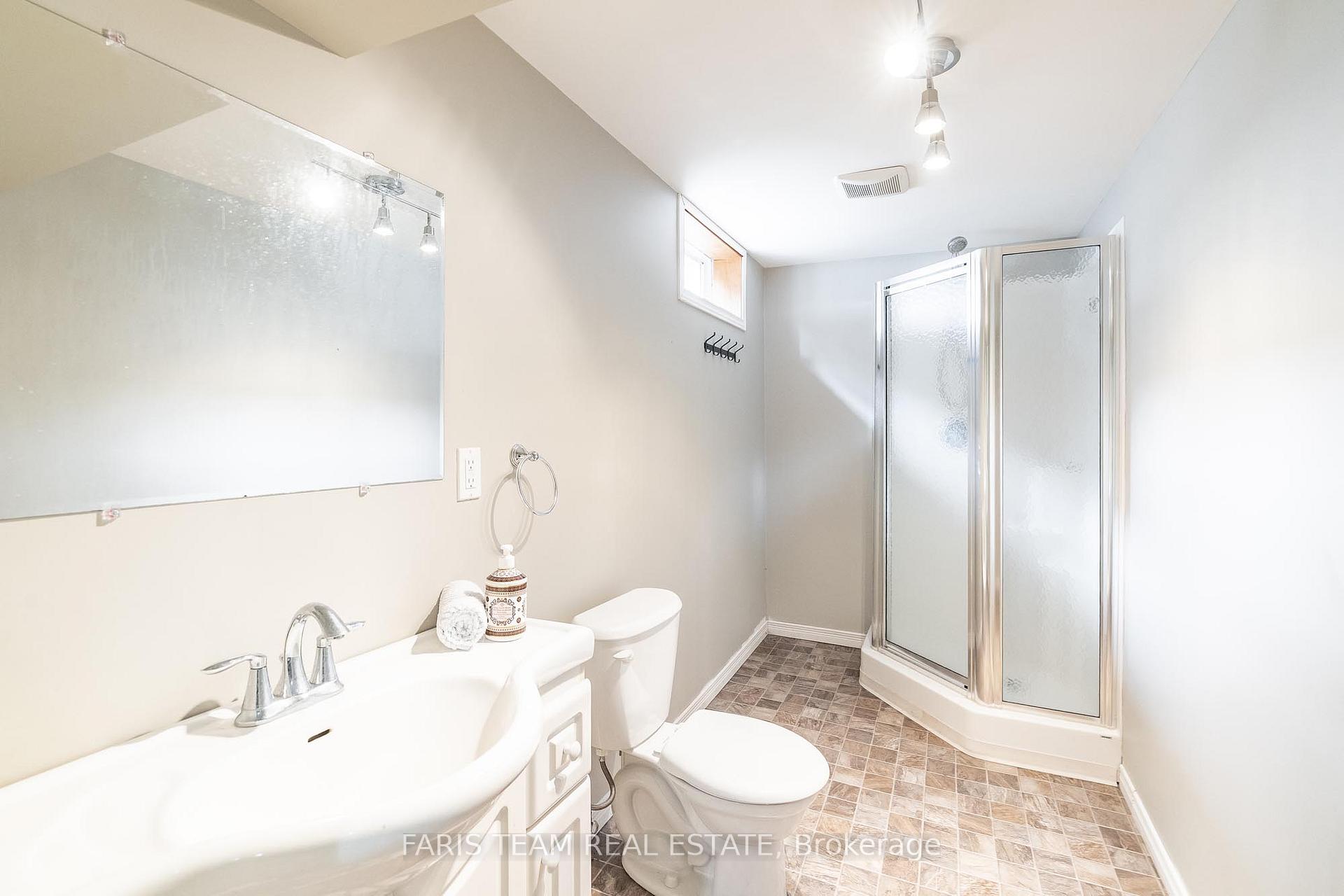 Photo 13 of 327 Hilda Street, Orillia — HOMEH