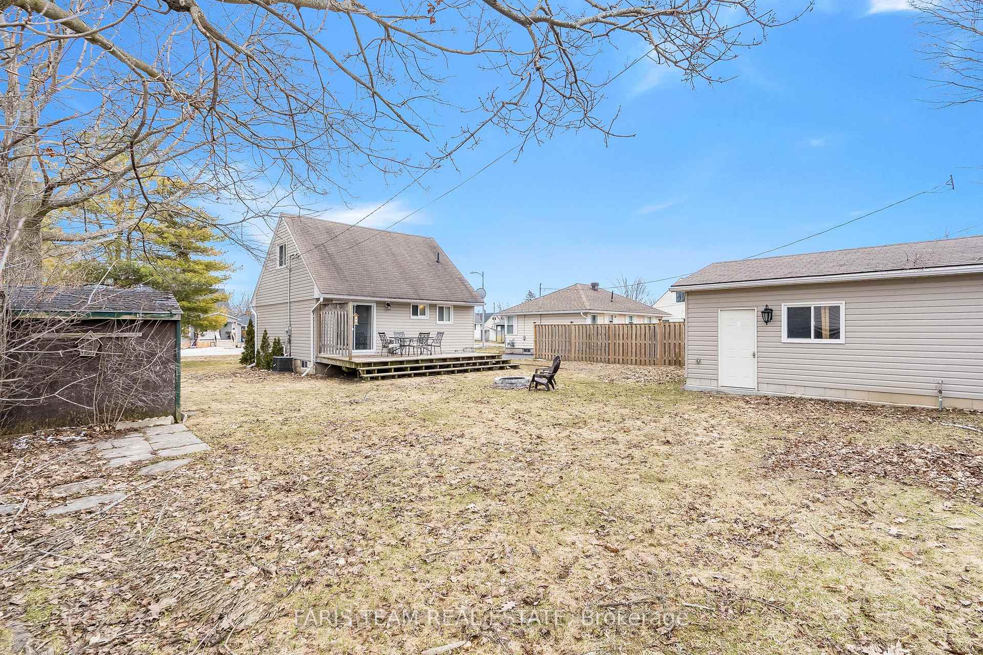 Photo 15 of 327 Hilda Street, Orillia — HOMEH