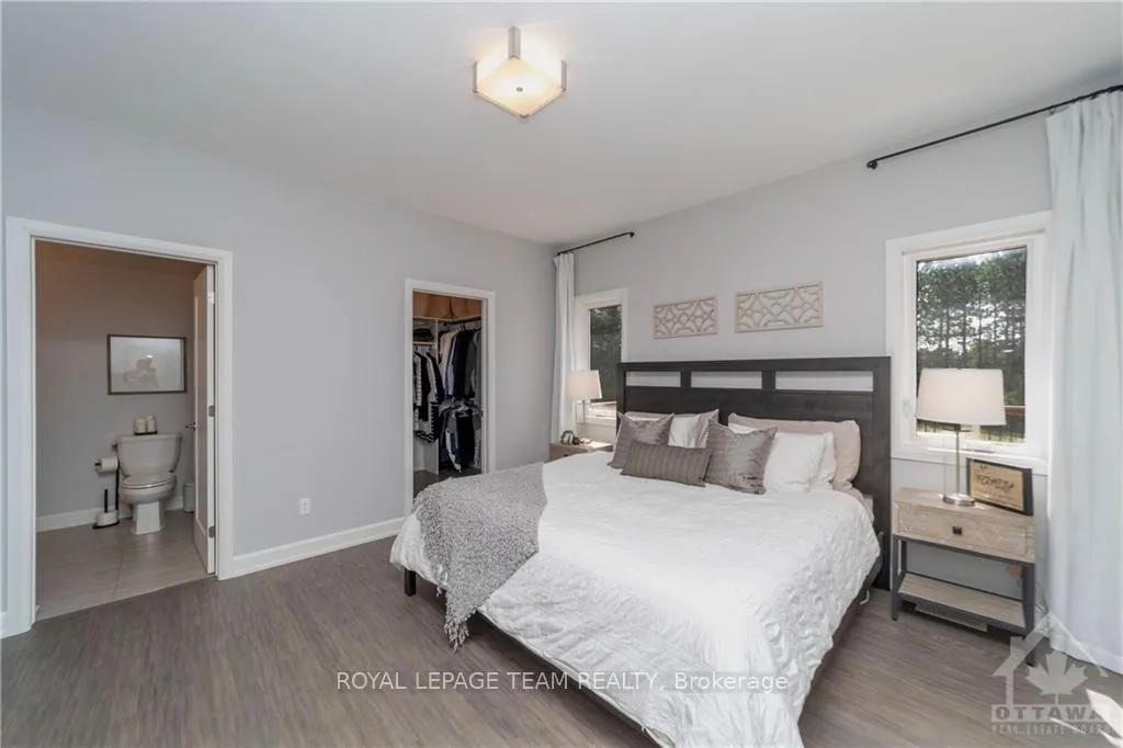 Photo 6 of 313 Moore Crescent, Augusta, Augusta Twp — HOMEH
