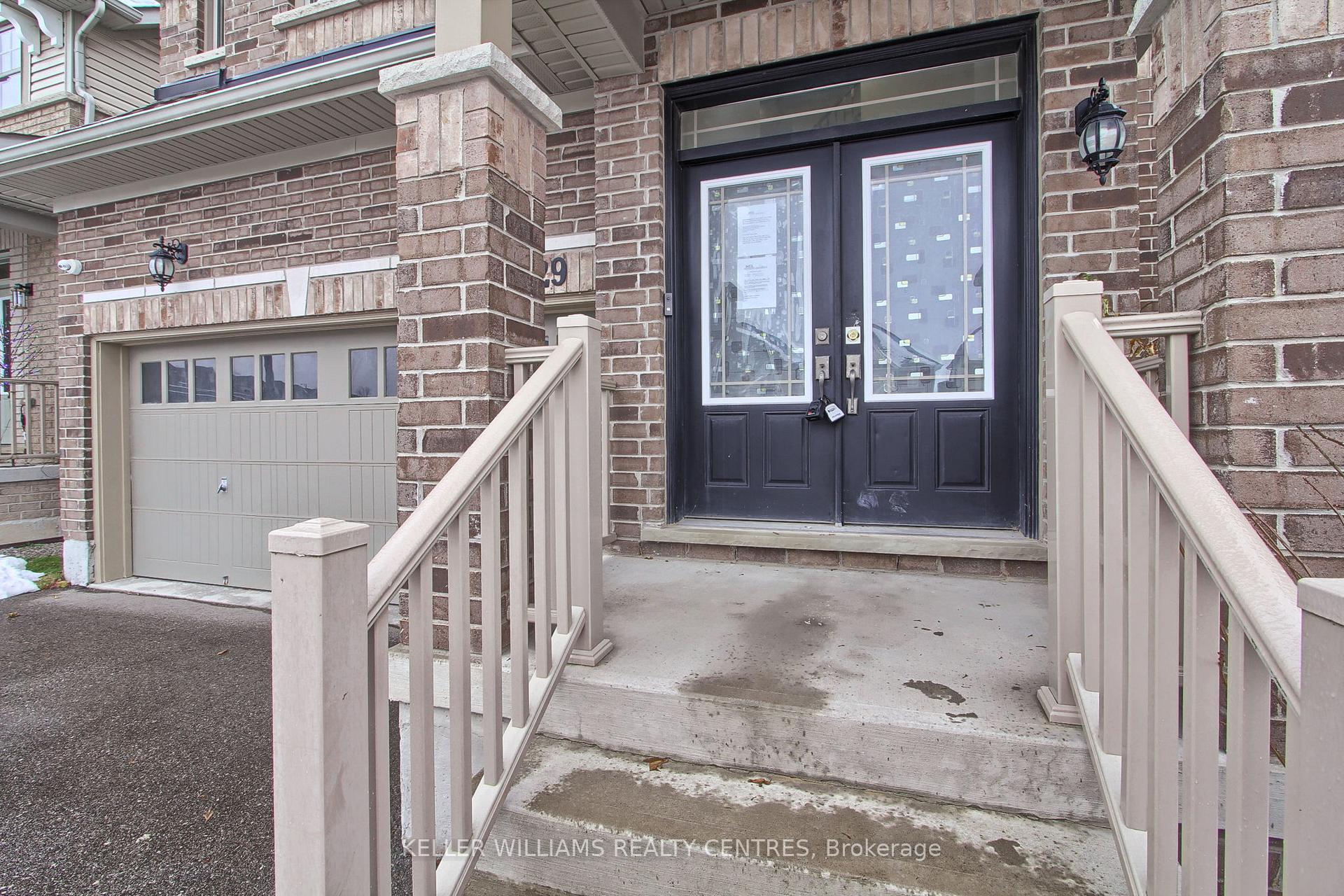 Photo 3 of 29 Treetops Boulevard, New Tecumseth, Rural New Tecumseth — HOMEH