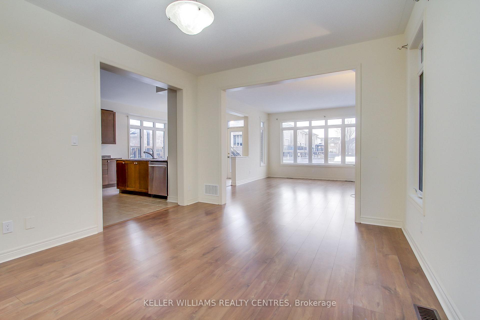 Photo 7 of 29 Treetops Boulevard, New Tecumseth, Rural New Tecumseth — HOMEH