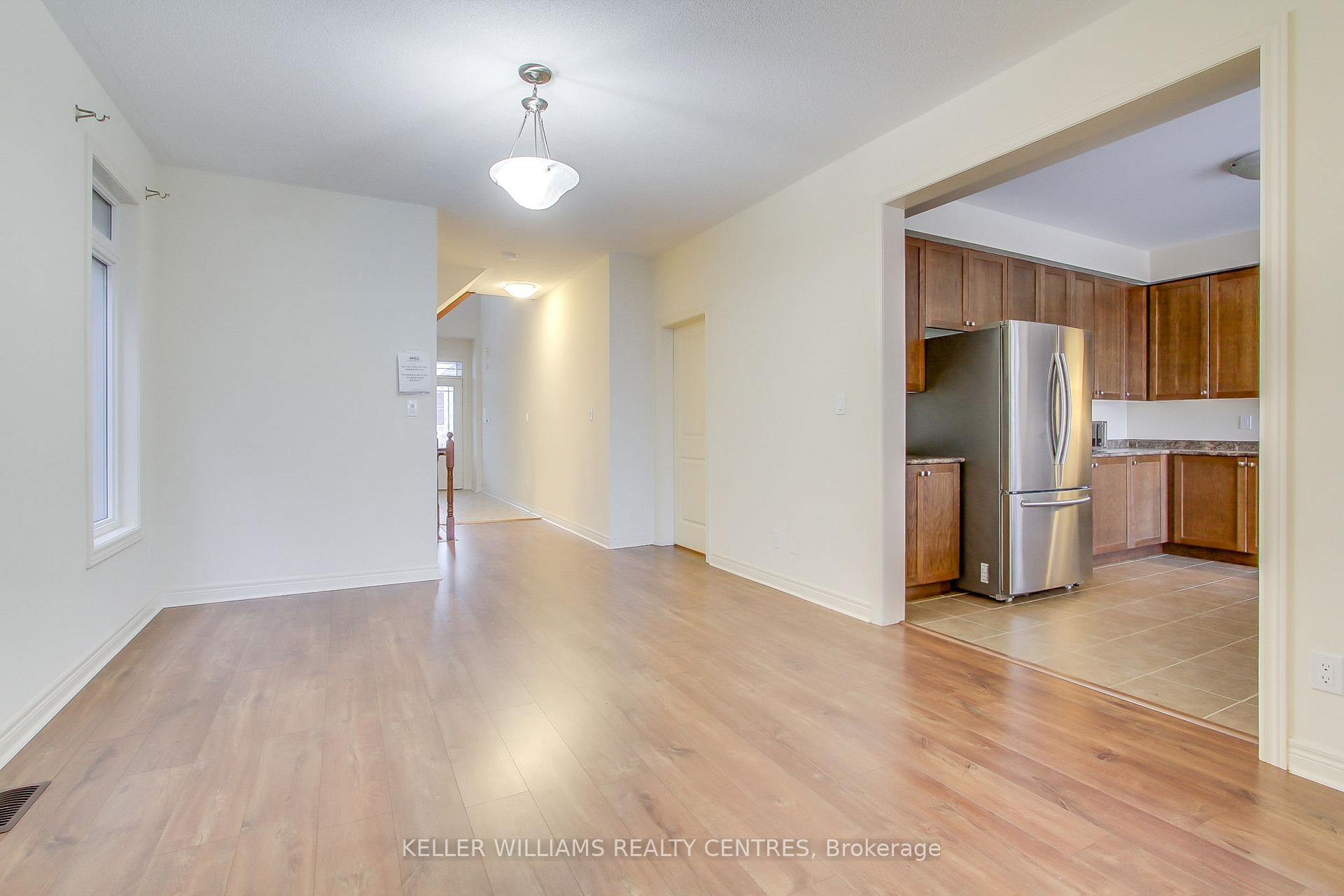 Photo 8 of 29 Treetops Boulevard, New Tecumseth, Rural New Tecumseth — HOMEH