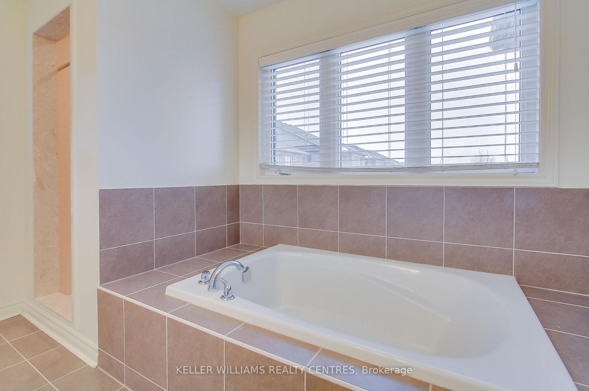 Photo 26 of 29 Treetops Boulevard, New Tecumseth, Rural New Tecumseth — HOMEH