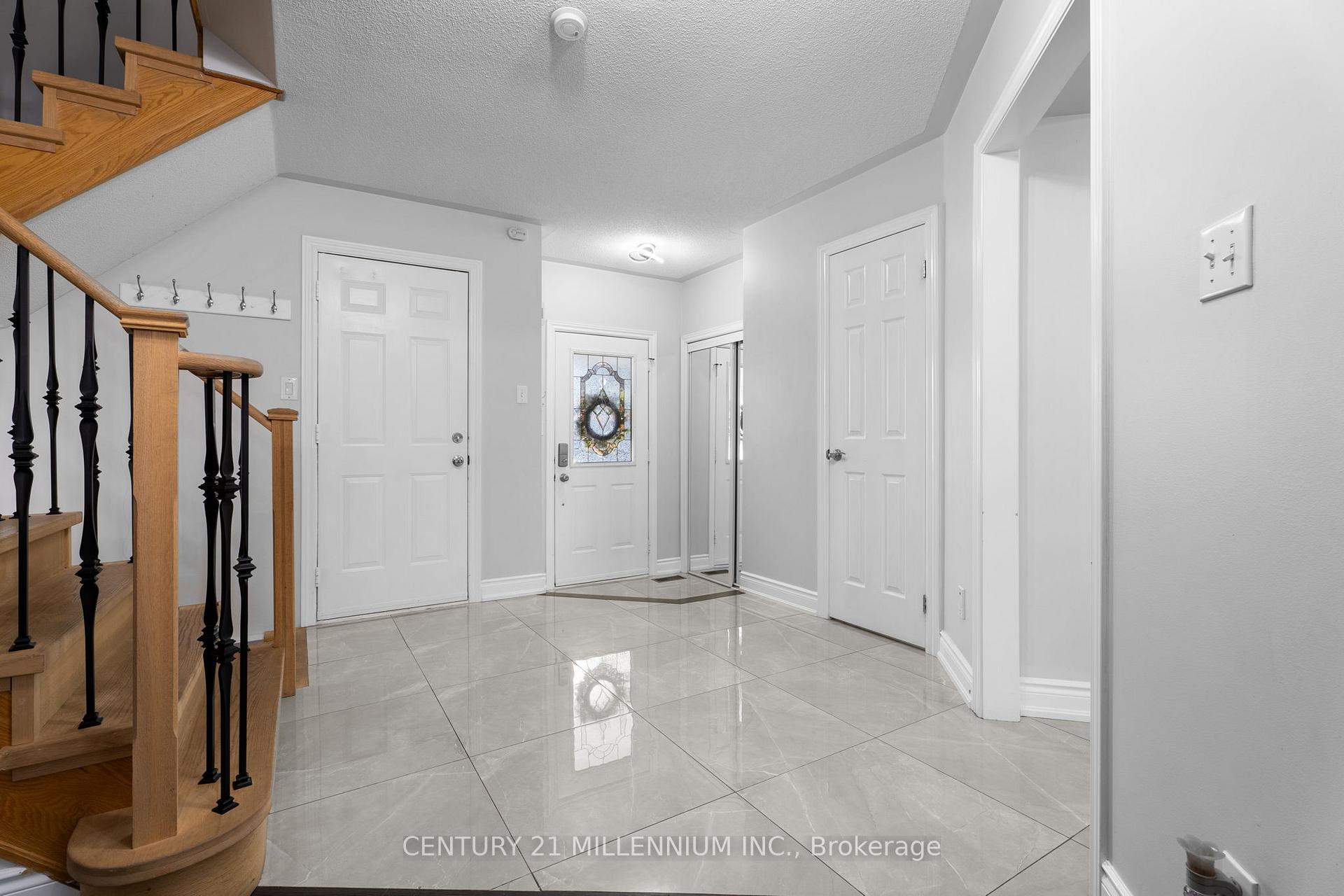 Photo 4 of 28 Mcgahey Street, New Tecumseth, Tottenham — HOMEH
