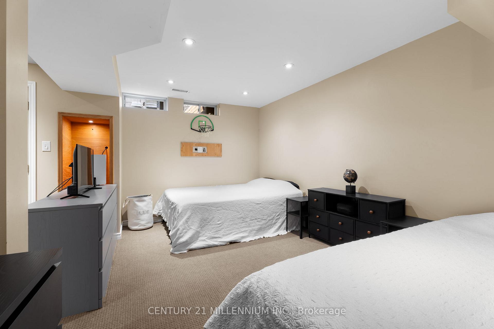Photo 24 of 28 Mcgahey Street, New Tecumseth, Tottenham — HOMEH