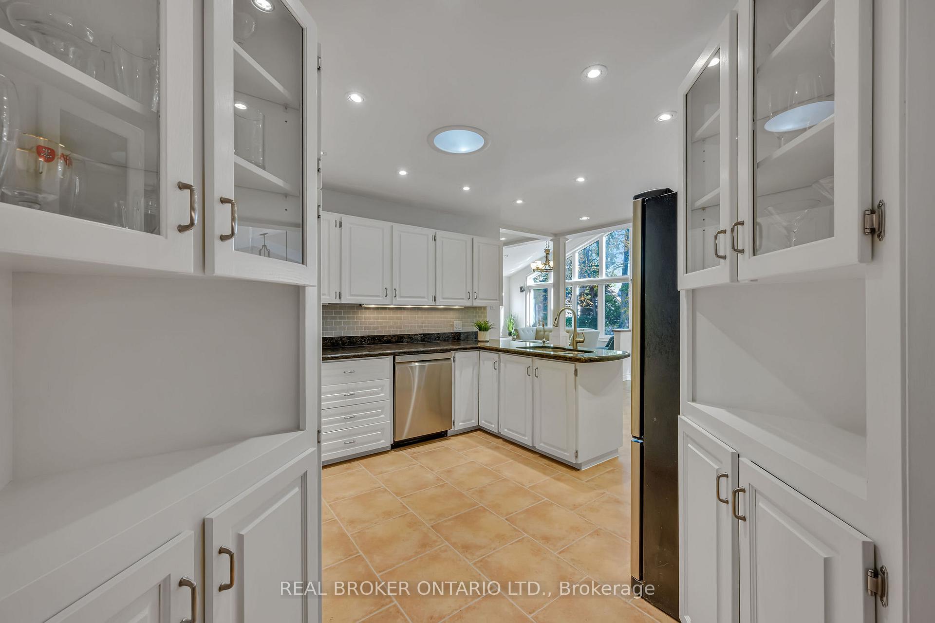 Photo 11 of 3603 Delson Drive, Ottawa, Navan — HOMEH