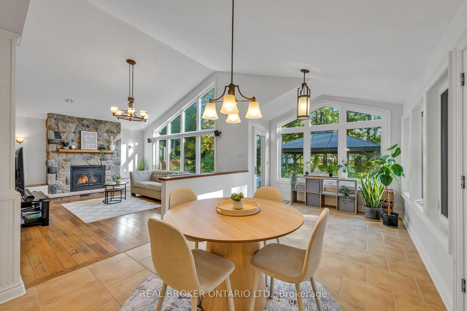 Photo 15 of 3603 Delson Drive, Ottawa, Navan — HOMEH