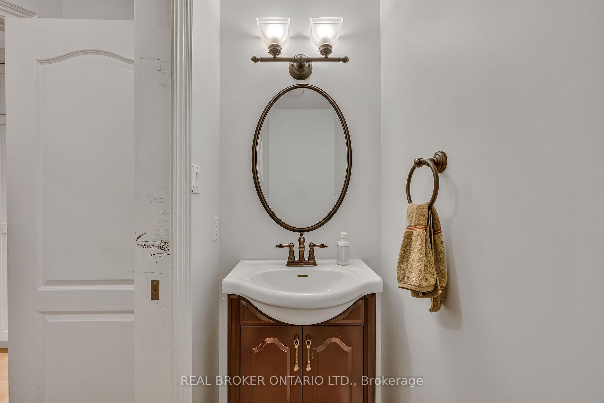 Photo 20 of 3603 Delson Drive, Ottawa, Navan — HOMEH