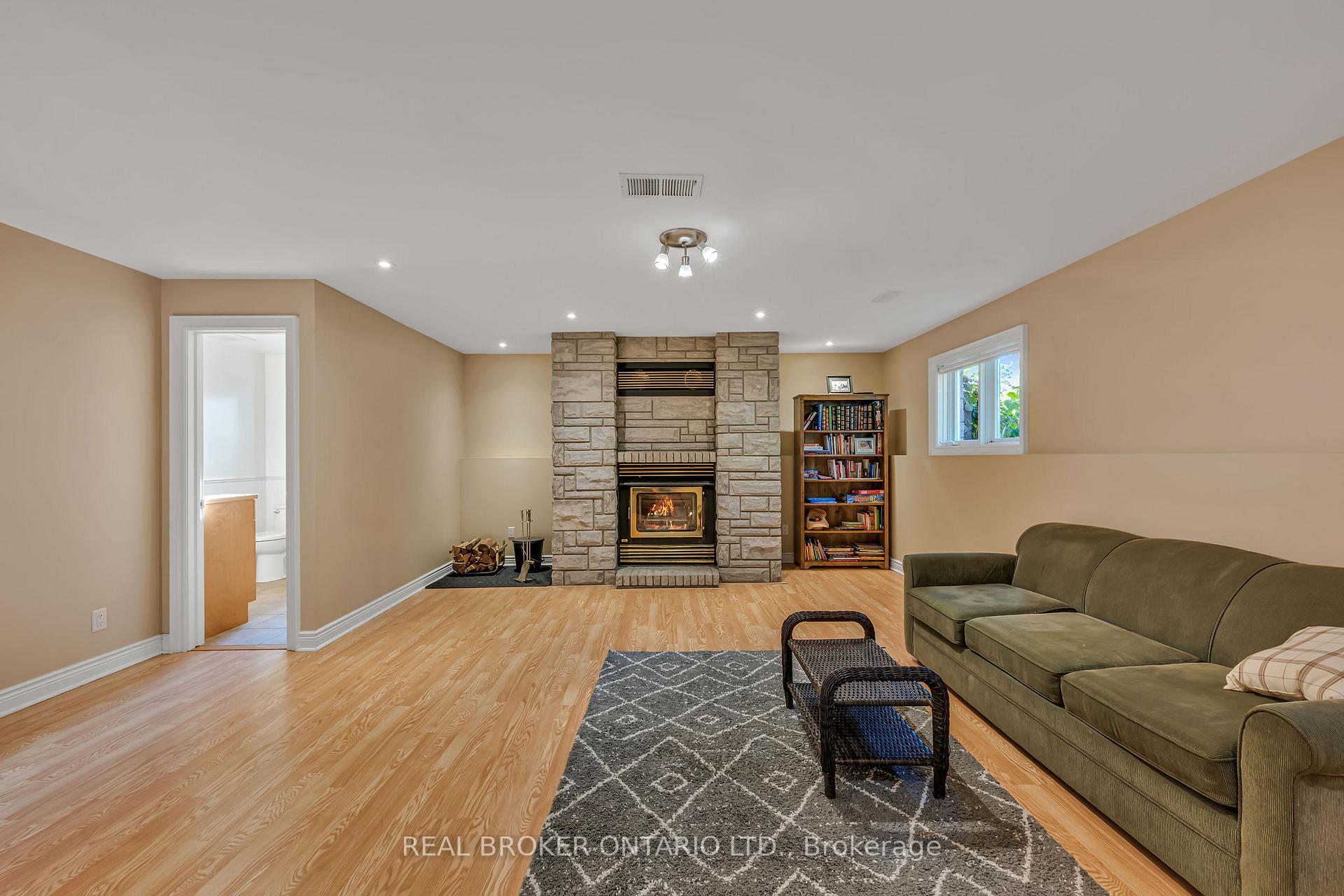 Photo 29 of 3603 Delson Drive, Ottawa, Navan — HOMEH
