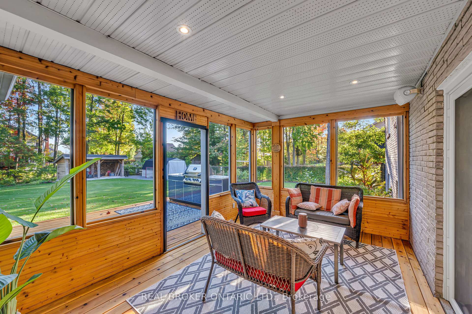 Photo 35 of 3603 Delson Drive, Ottawa, Navan — HOMEH