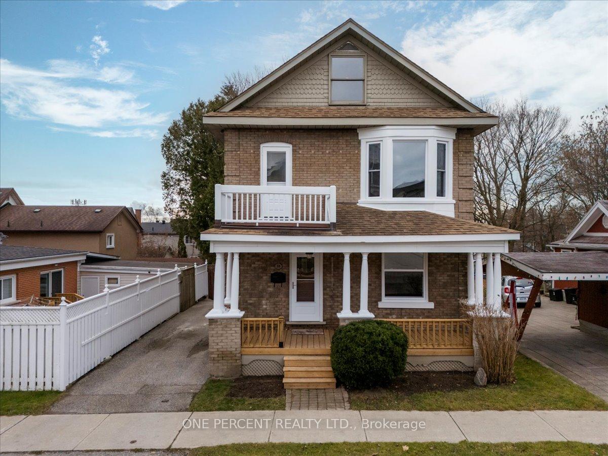 Photo 1 of 33 Penetang Street, Orillia — HOMEH