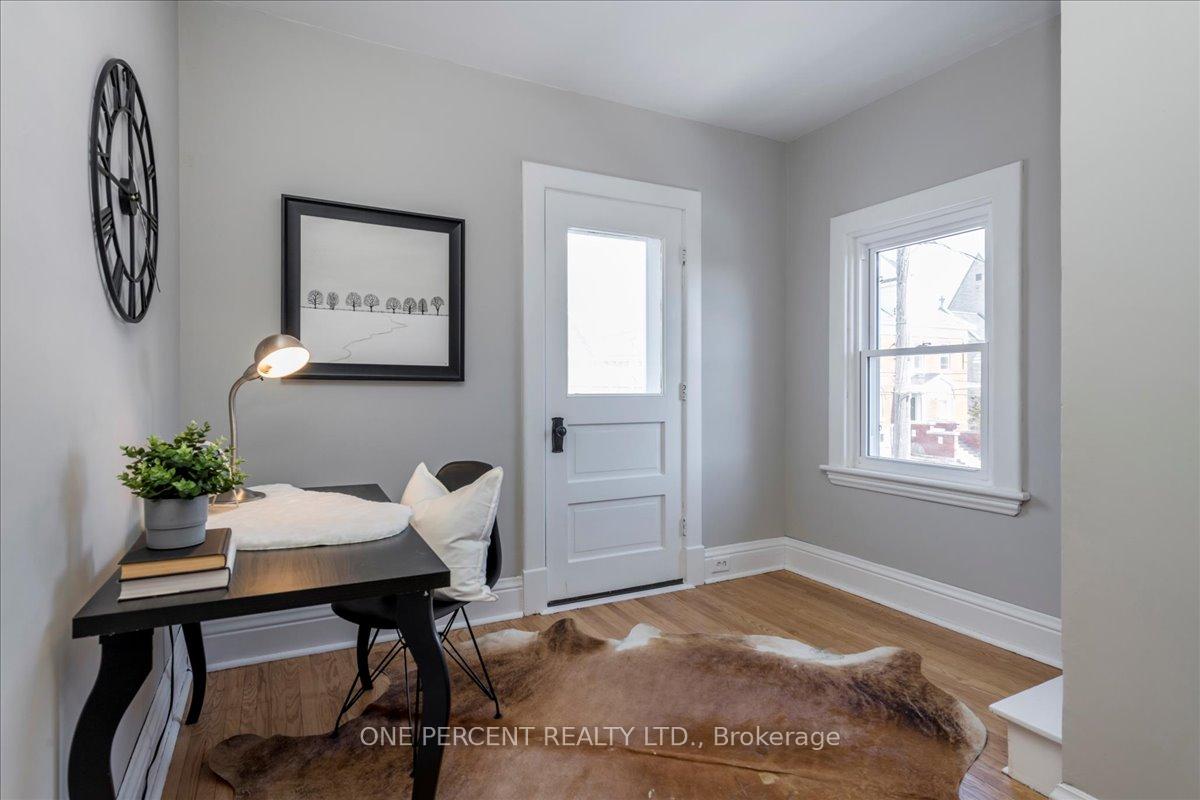 Photo 23 of 33 Penetang Street, Orillia — HOMEH