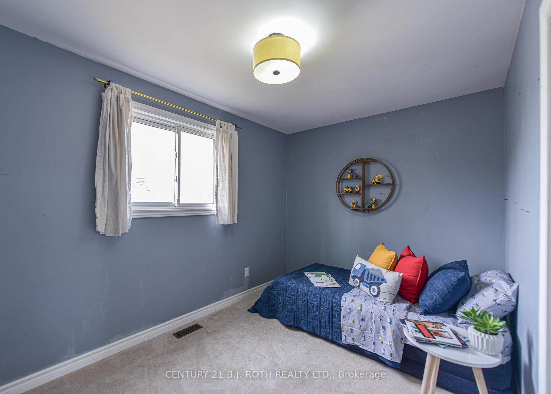 Photo 13 of 389 Raymond Avenue, Orillia — HOMEH