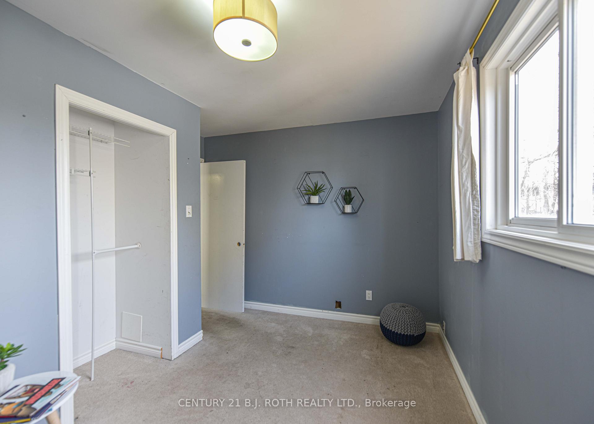 Photo 14 of 389 Raymond Avenue, Orillia — HOMEH