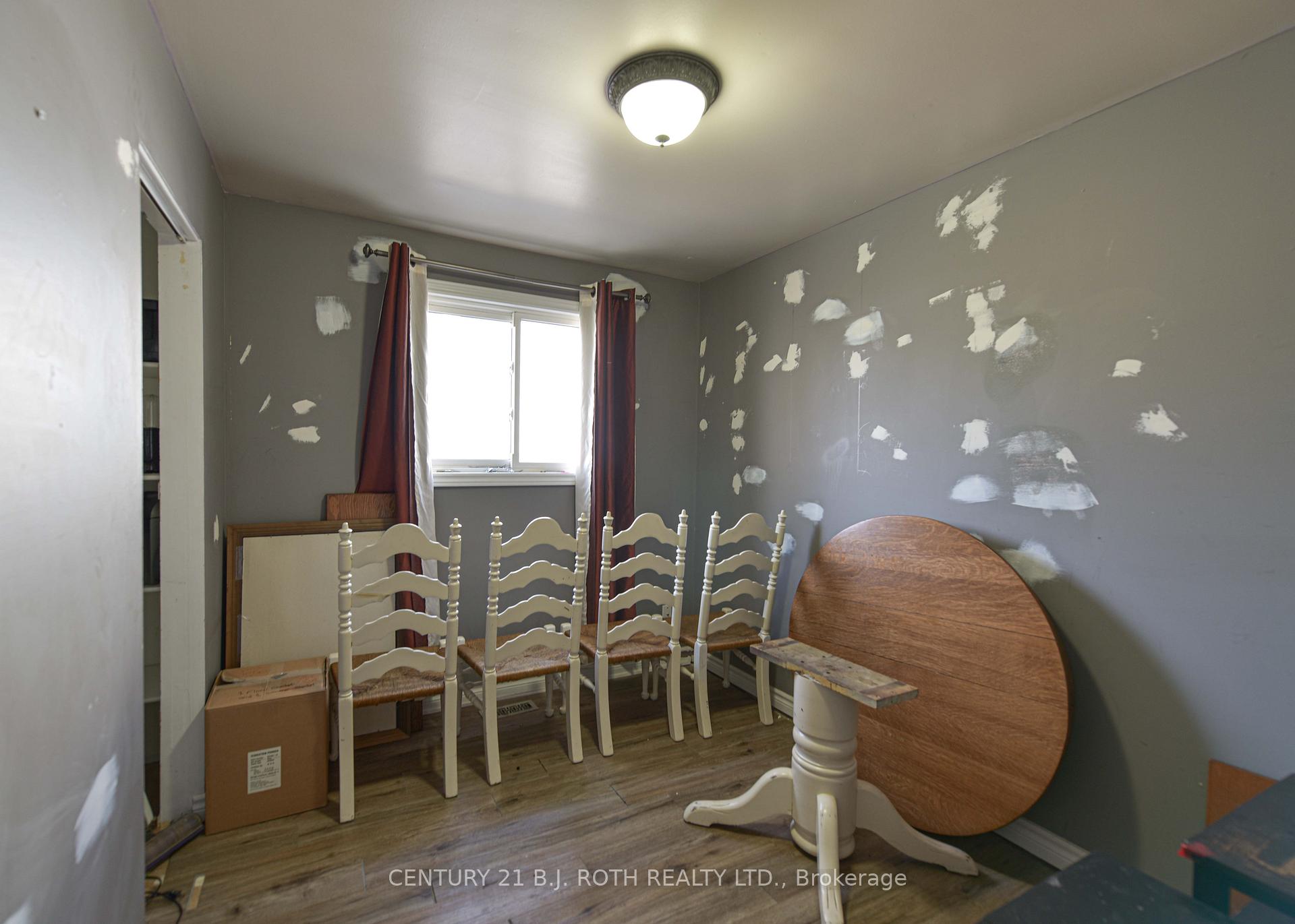 Photo 15 of 389 Raymond Avenue, Orillia — HOMEH