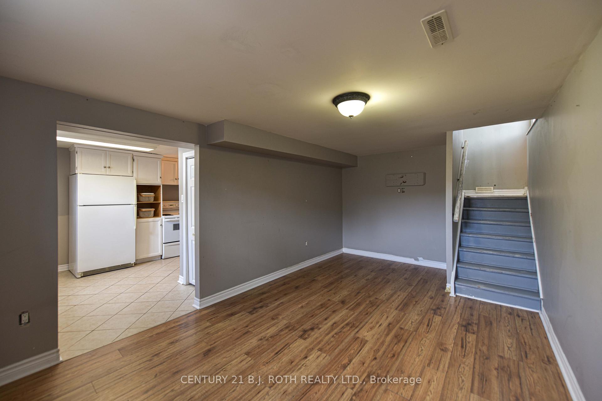 Photo 19 of 389 Raymond Avenue, Orillia — HOMEH
