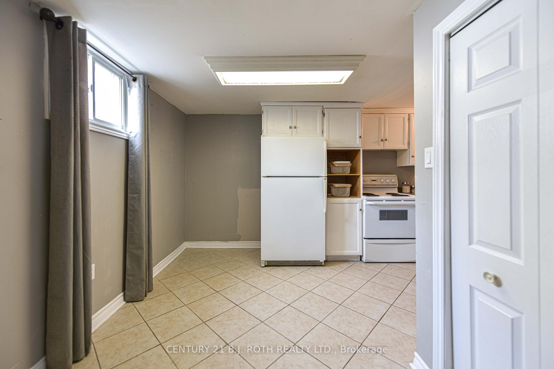 Photo 20 of 389 Raymond Avenue, Orillia — HOMEH