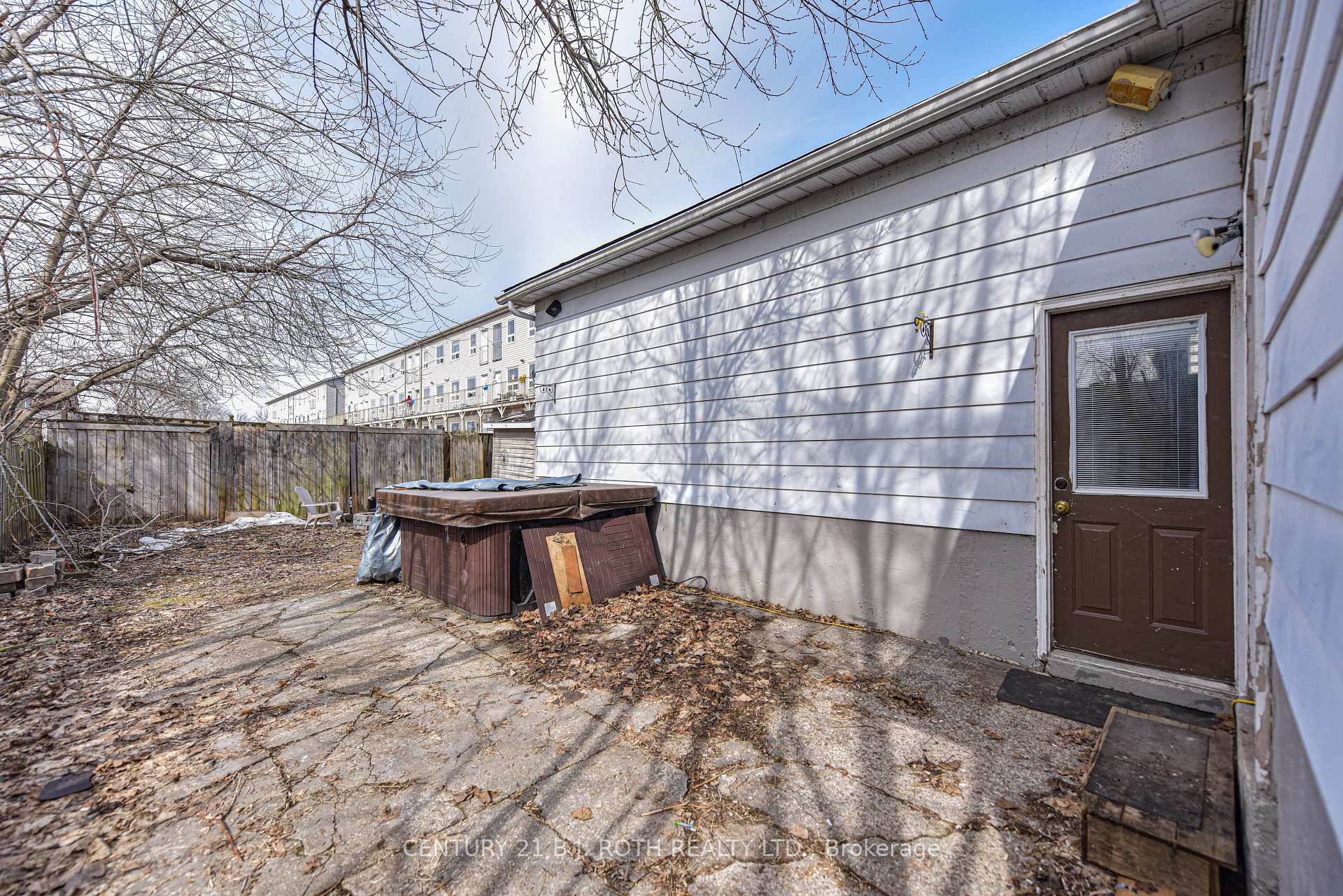 Photo 31 of 389 Raymond Avenue, Orillia — HOMEH