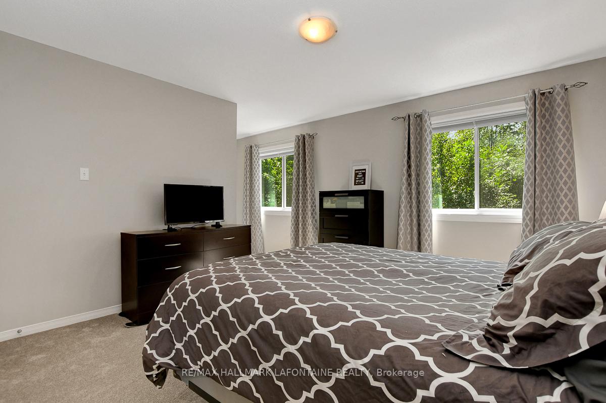 Photo 24 of 446 Lawler Crescent, Ottawa, Chatelaine Village — HOMEH