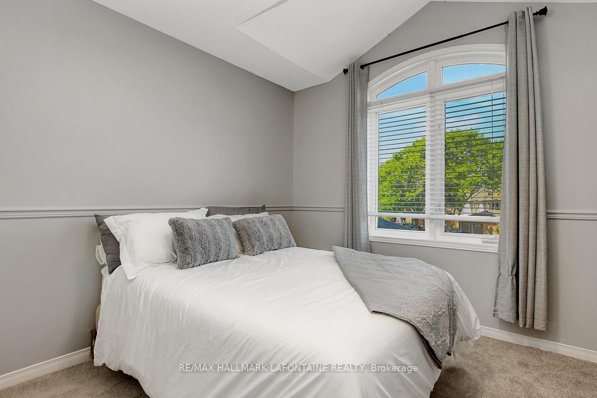 Photo 28 of 446 Lawler Crescent, Ottawa, Chatelaine Village — HOMEH