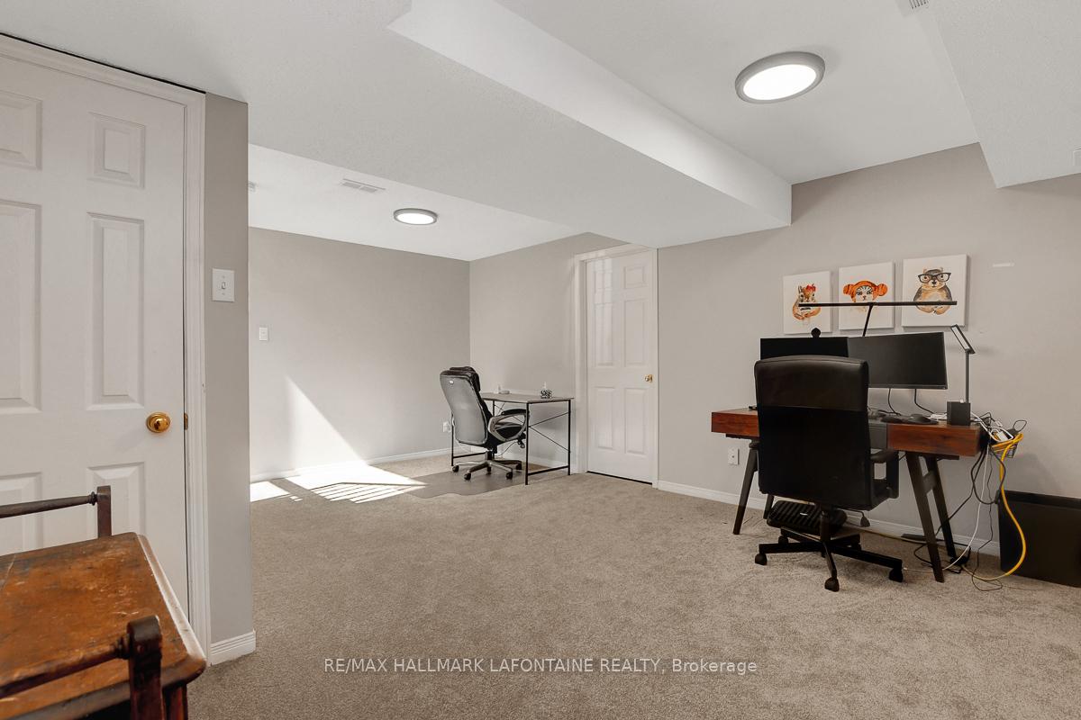 Photo 39 of 446 Lawler Crescent, Ottawa, Chatelaine Village — HOMEH