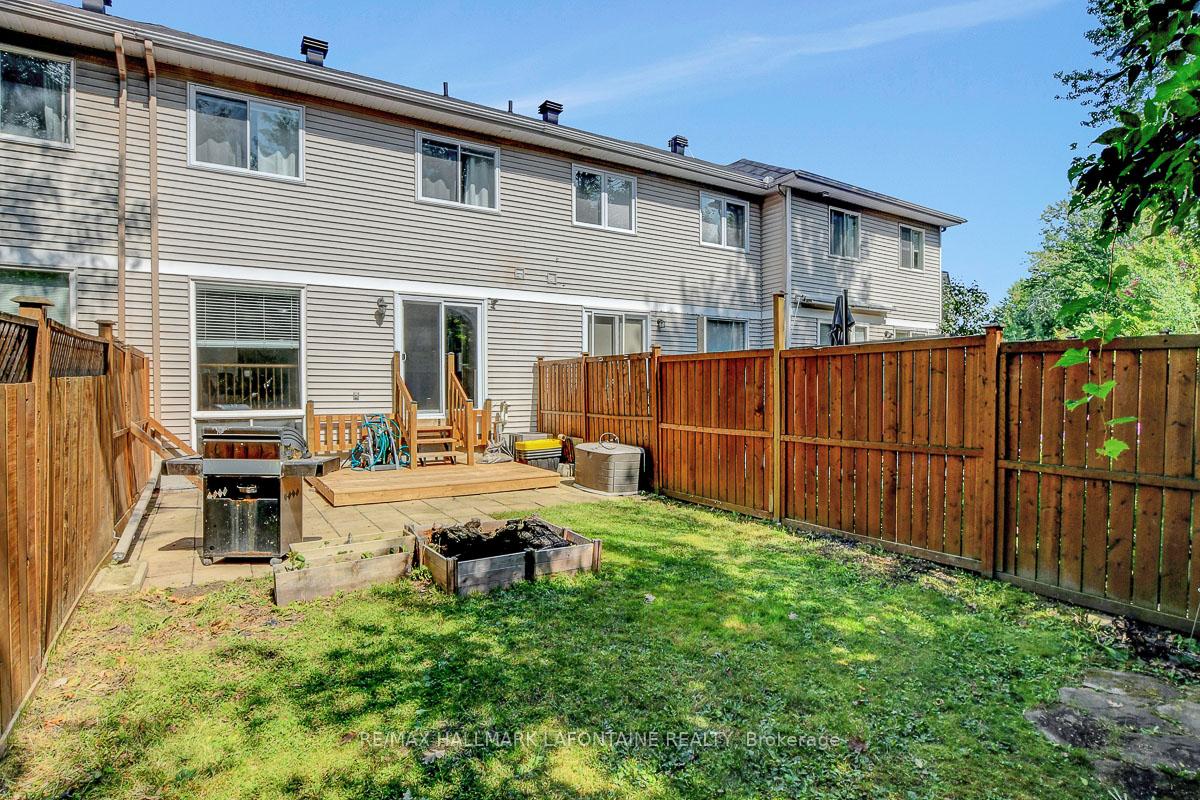 Photo 46 of 446 Lawler Crescent, Ottawa, Chatelaine Village — HOMEH