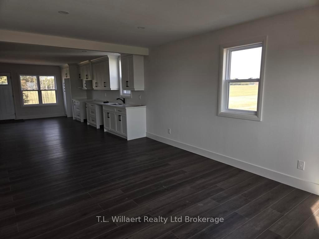 Photo 4 of 2349 1st Conc Rd Str, Norfolk, Rural Middleton — HOMEH