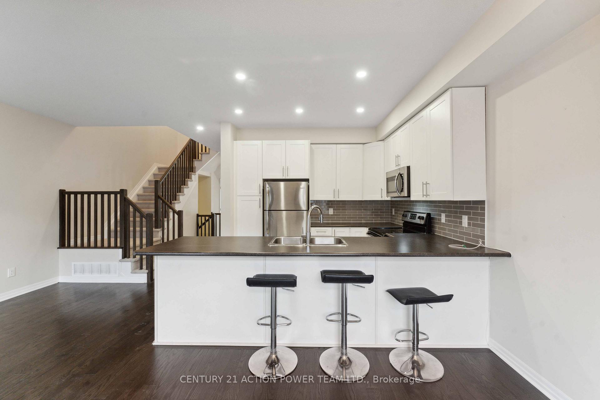 Photo 10 of 340 Broadridge Crescent, Ottawa, Mer Bleue/Bradley Estates/Anderson Park — HOMEH