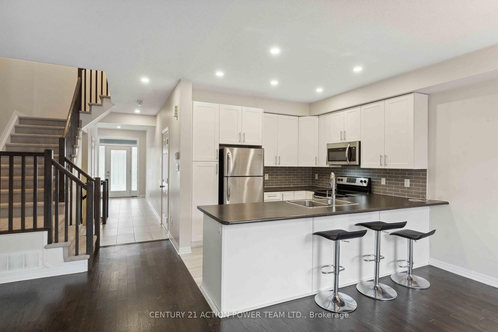 Photo 11 of 340 Broadridge Crescent, Ottawa, Mer Bleue/Bradley Estates/Anderson Park — HOMEH