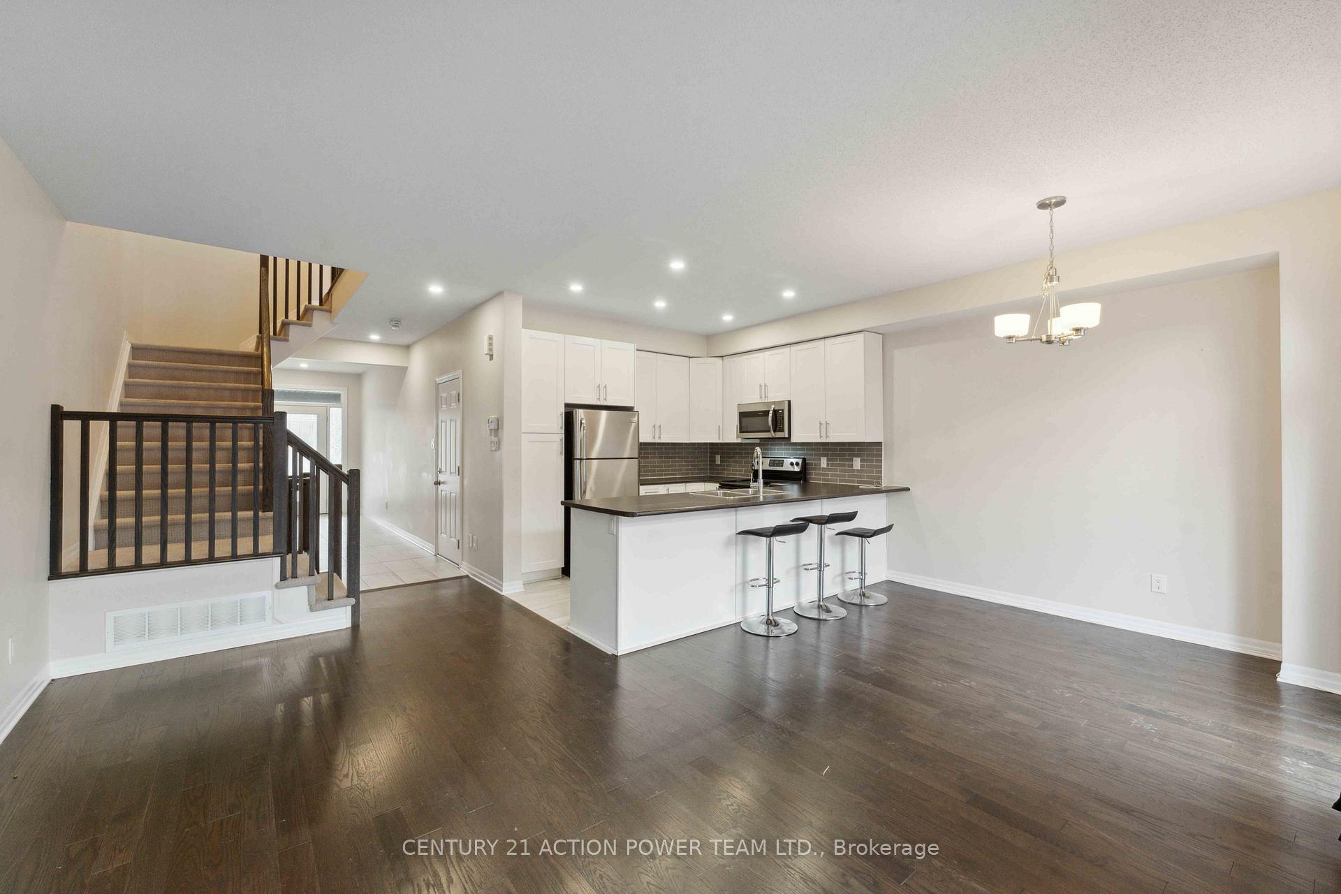 Photo 12 of 340 Broadridge Crescent, Ottawa, Mer Bleue/Bradley Estates/Anderson Park — HOMEH