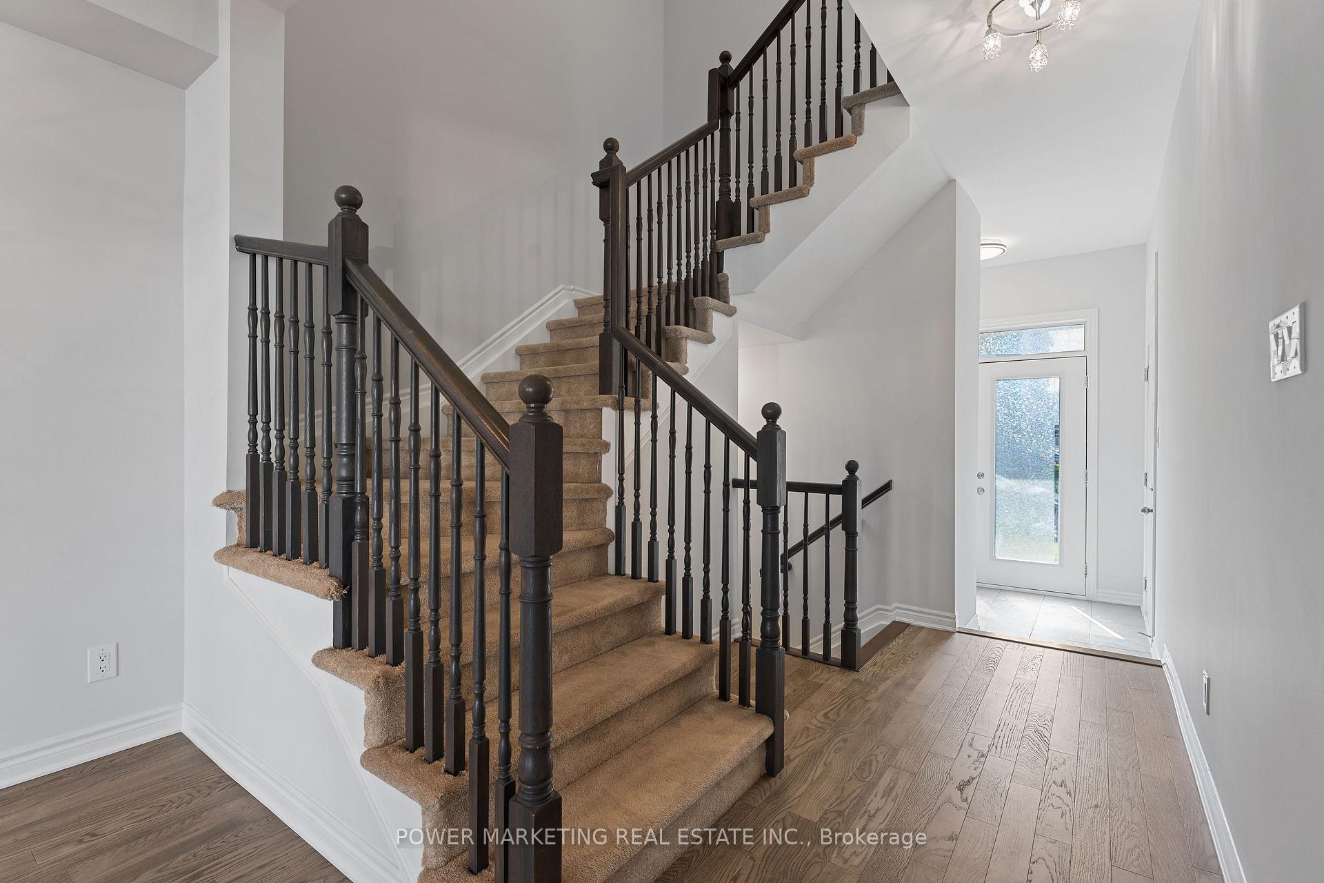 Photo 17 of 527 Catleaf Row, Ottawa, Avalon West — HOMEH