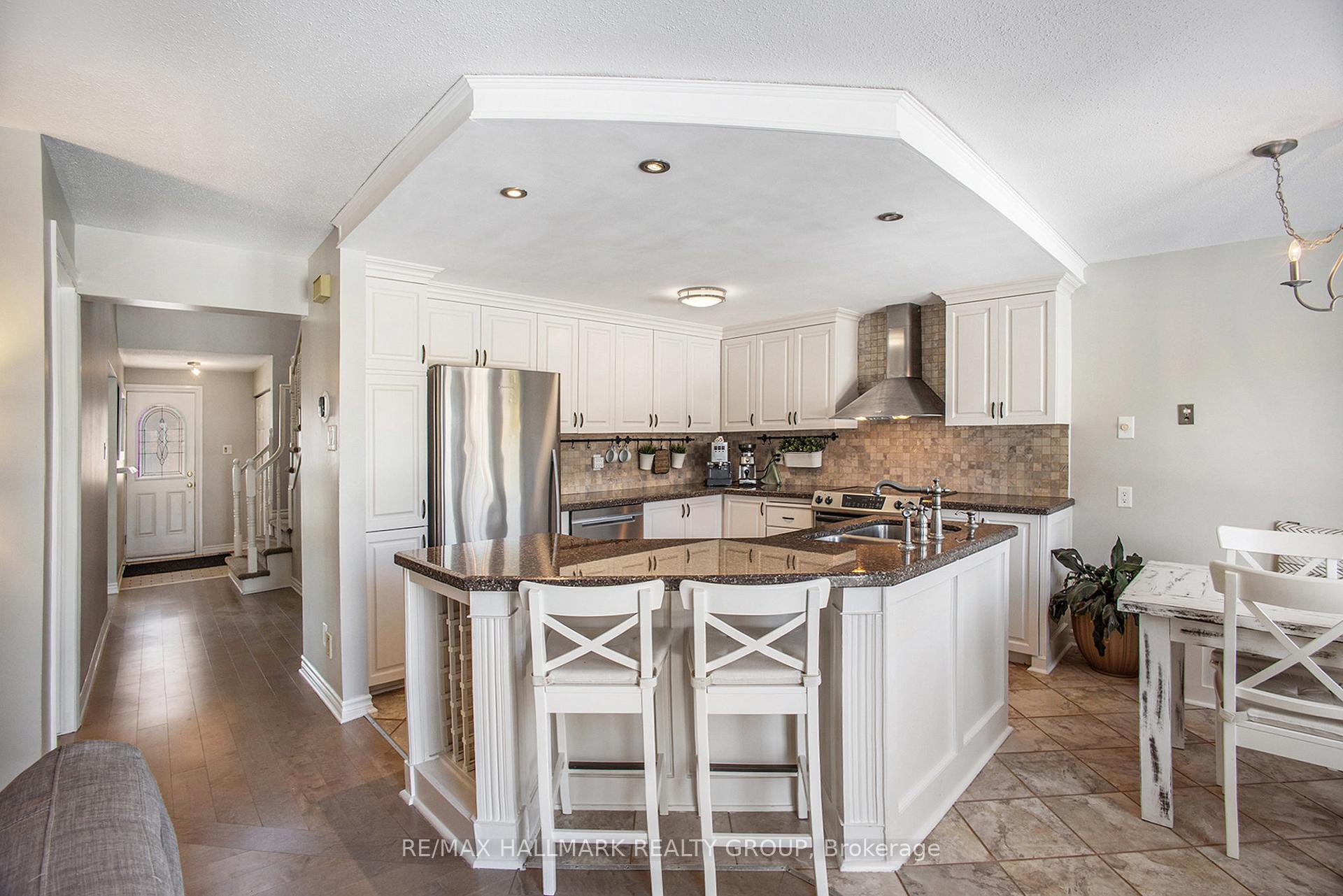 Photo 8 of 1797 Windflower Way, Ottawa, Chapel Hill — HOMEH
