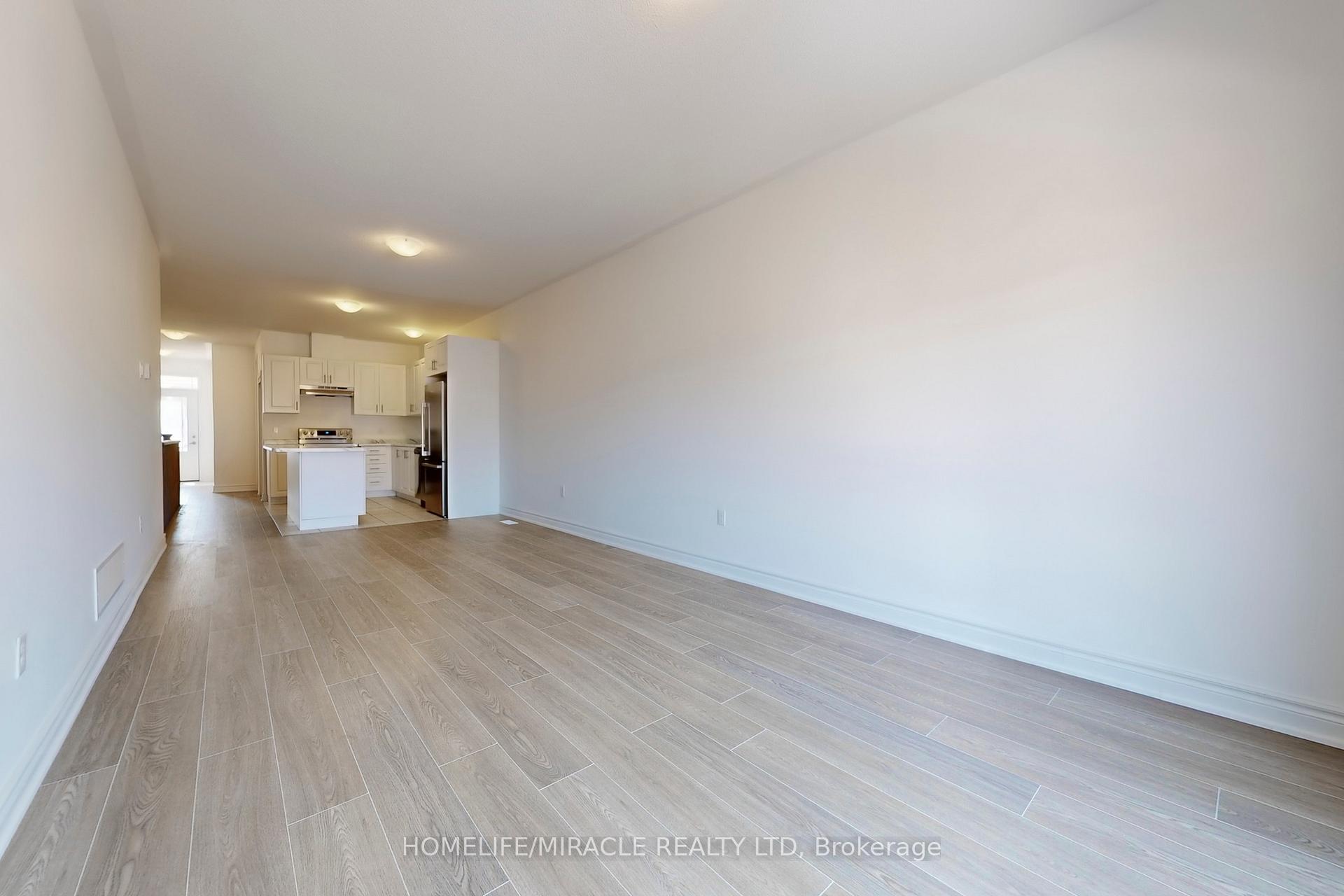 Photo 7 of 105 Isabella Drive, Orillia — HOMEH