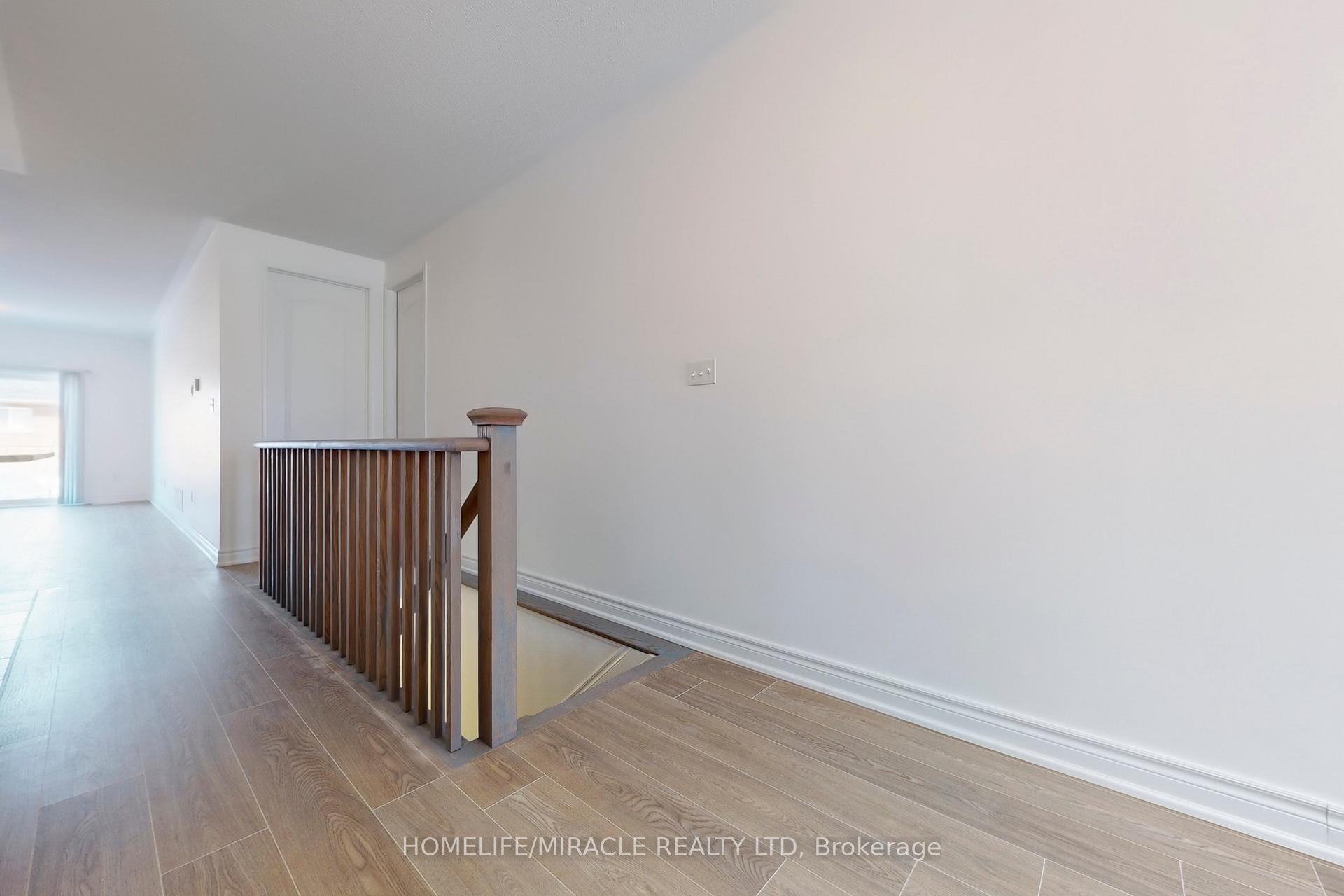 Photo 27 of 105 Isabella Drive, Orillia — HOMEH