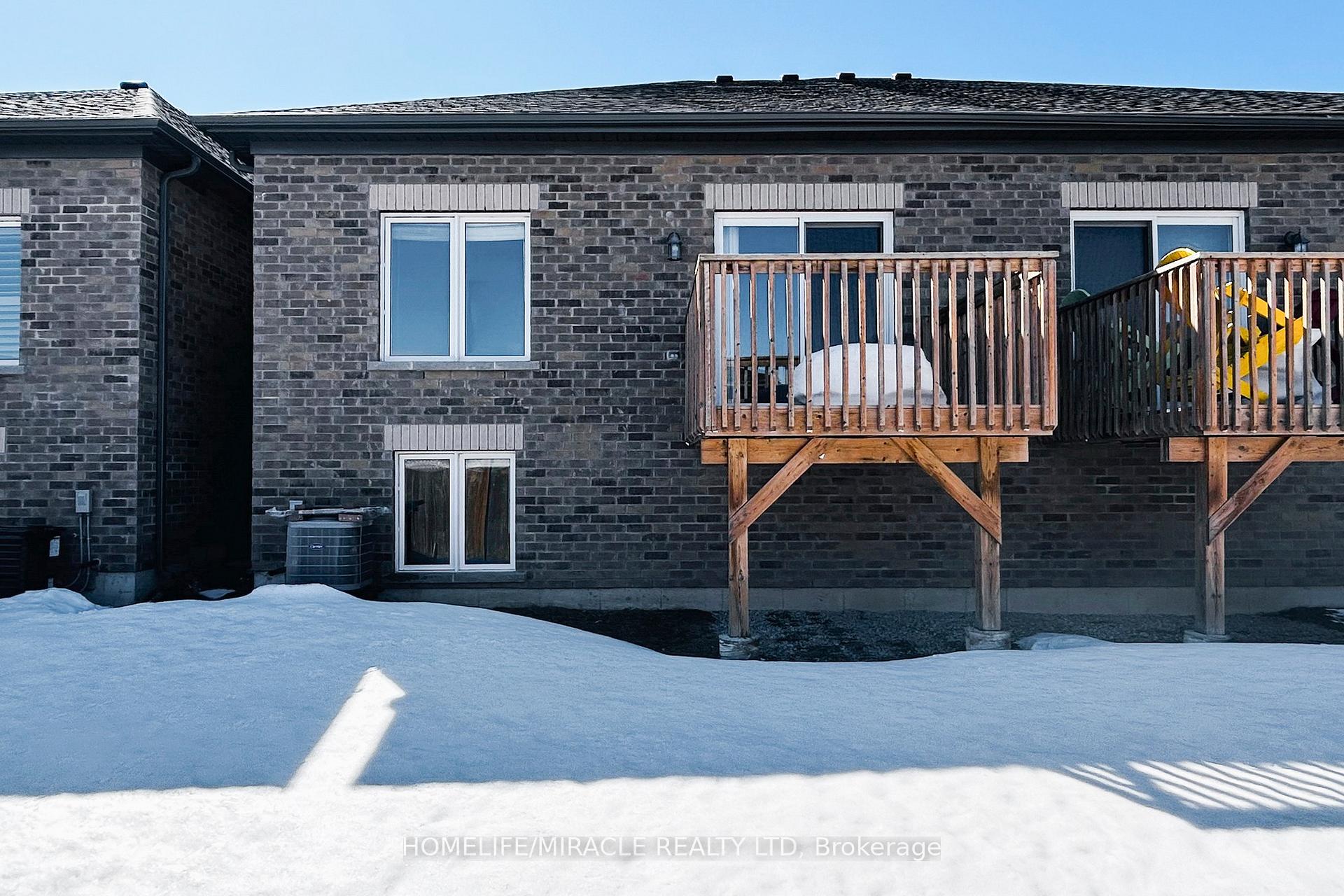 Photo 38 of 105 Isabella Drive, Orillia — HOMEH