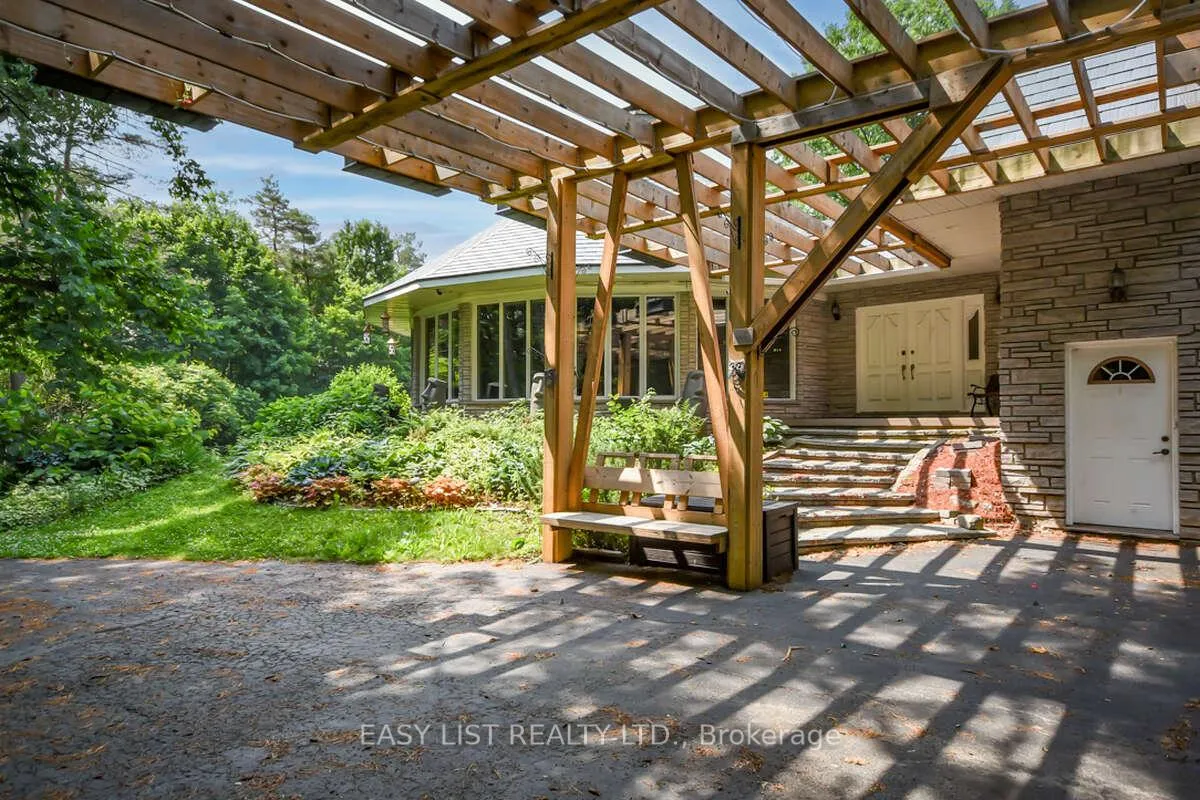 Photo 3 of 1826 Canaan Road, Ottawa, Cumberland West — HOMEH