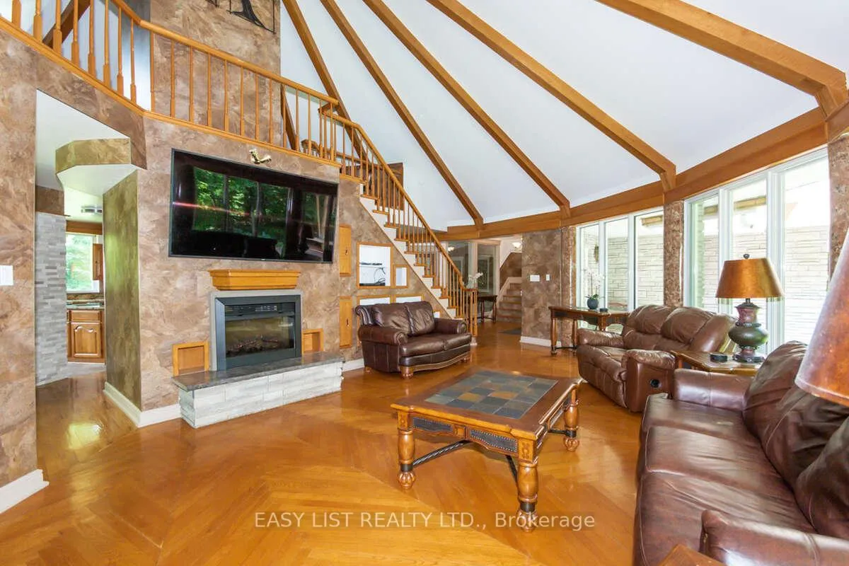 Photo 5 of 1826 Canaan Road, Ottawa, Cumberland West — HOMEH