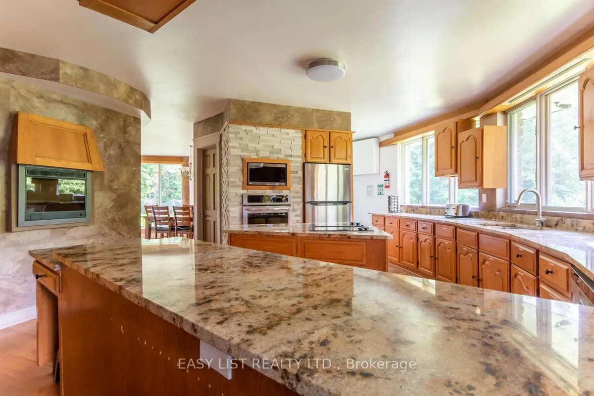 Photo 8 of 1826 Canaan Road, Ottawa, Cumberland West — HOMEH