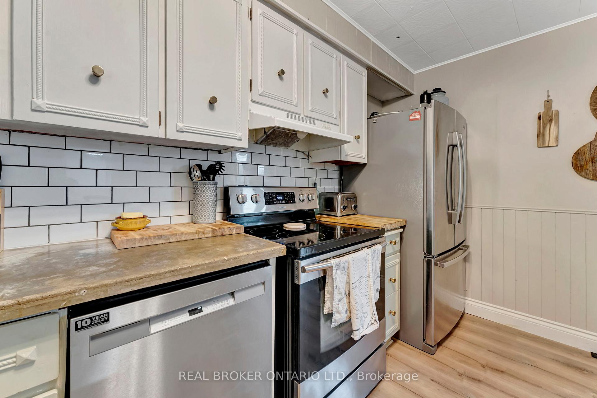 Photo 11 of 31 Alpha Street, Norfolk, Gilbertville — HOMEH