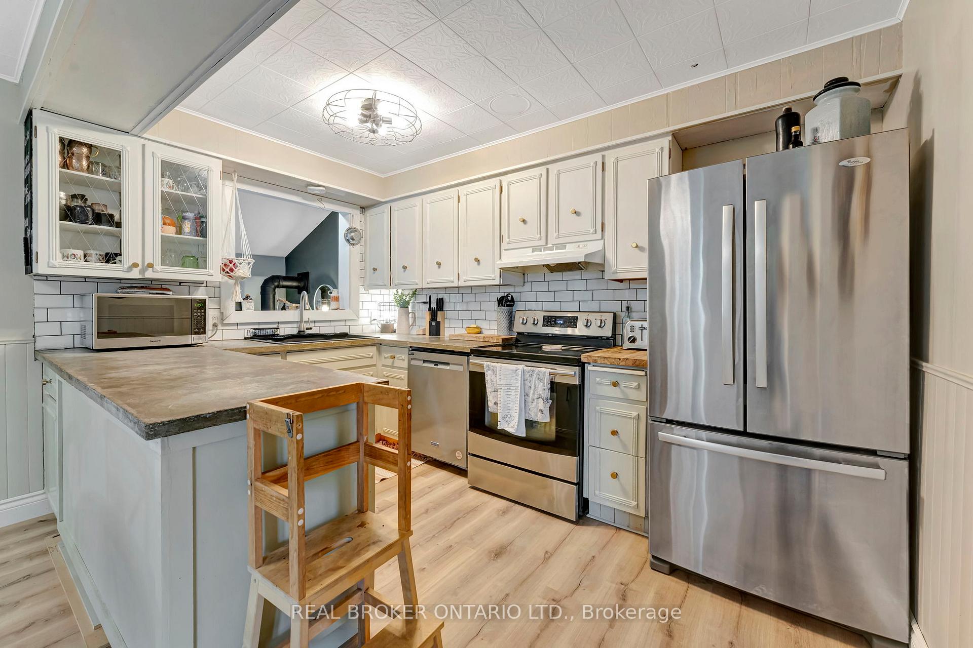 Photo 12 of 31 Alpha Street, Norfolk, Gilbertville — HOMEH
