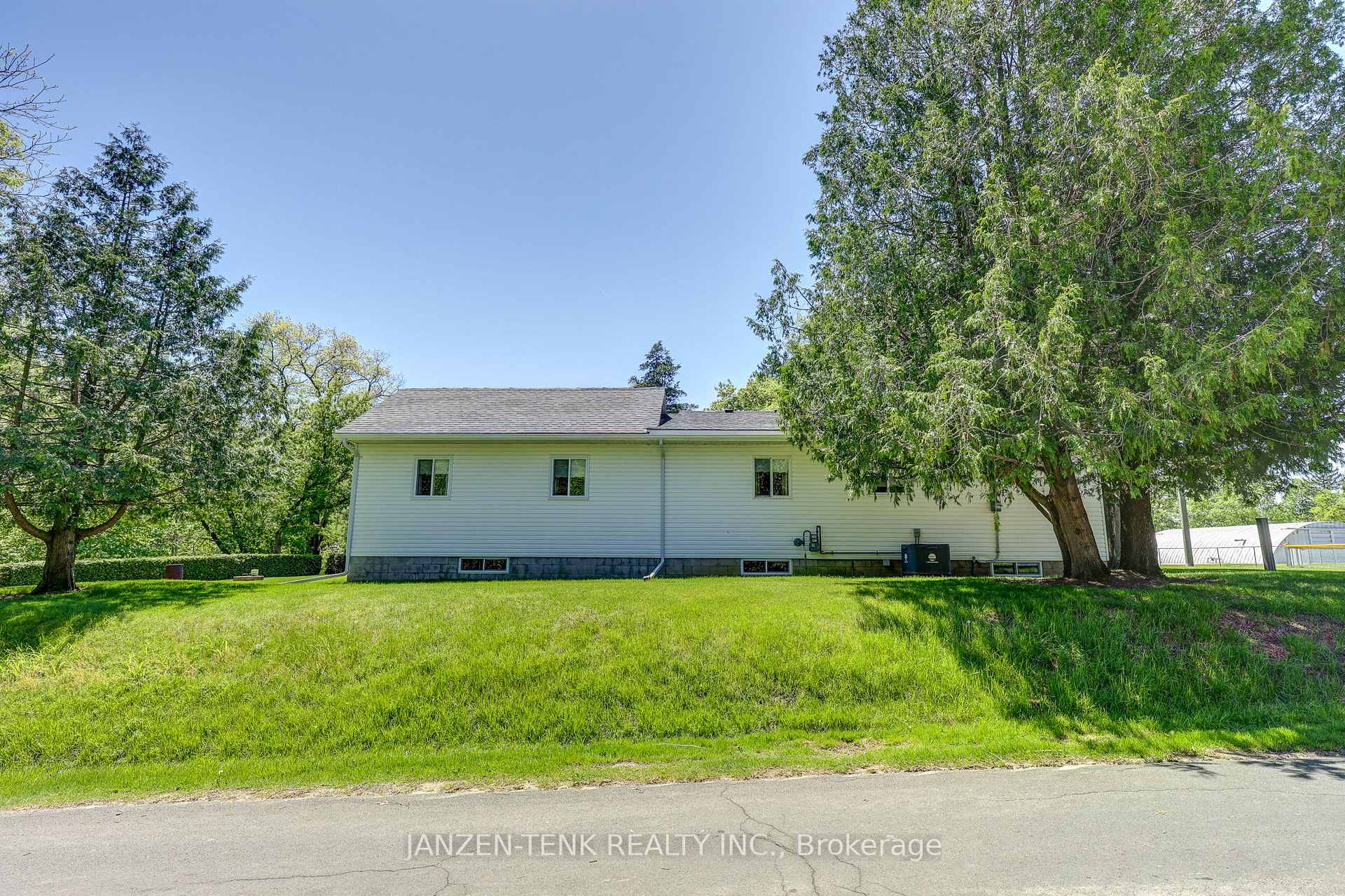 Photo 13 of 6 Concession Street, Norfolk, Rural N. Walsingham — HOMEH