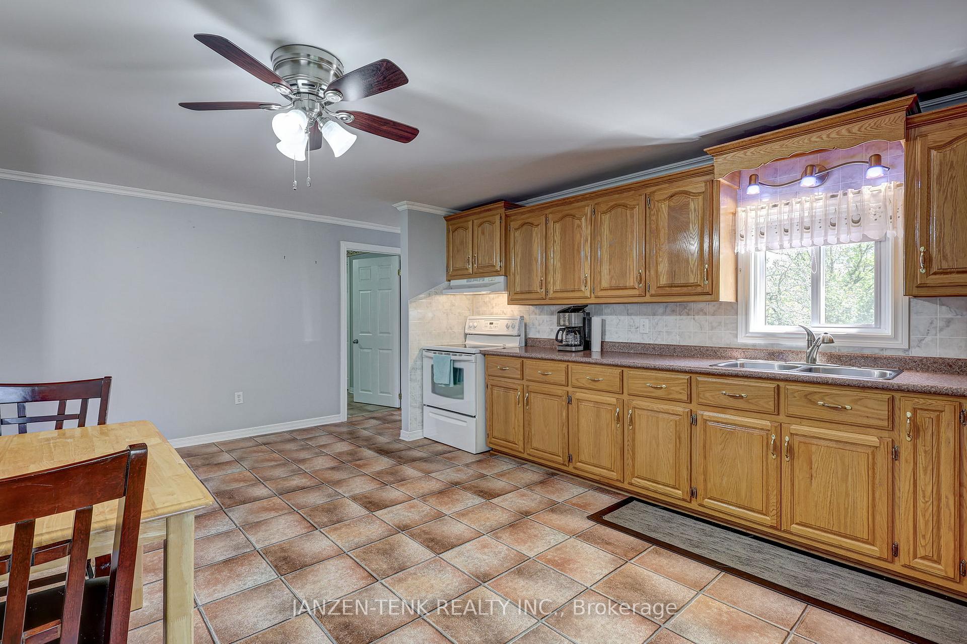 Photo 25 of 6 Concession Street, Norfolk, Rural N. Walsingham — HOMEH