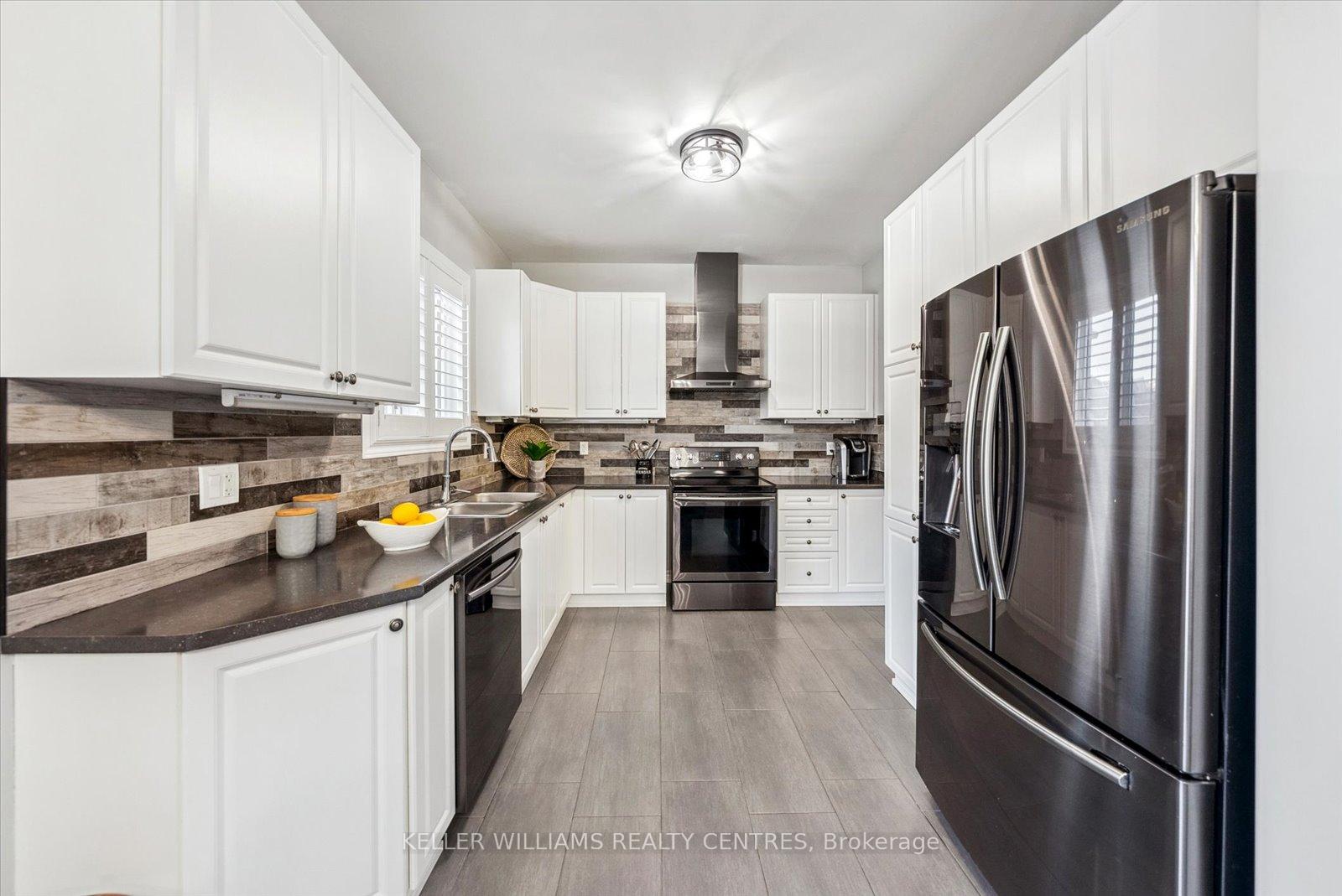 Photo 17 of 237 Eighth Avenue, New Tecumseth, Alliston — HOMEH