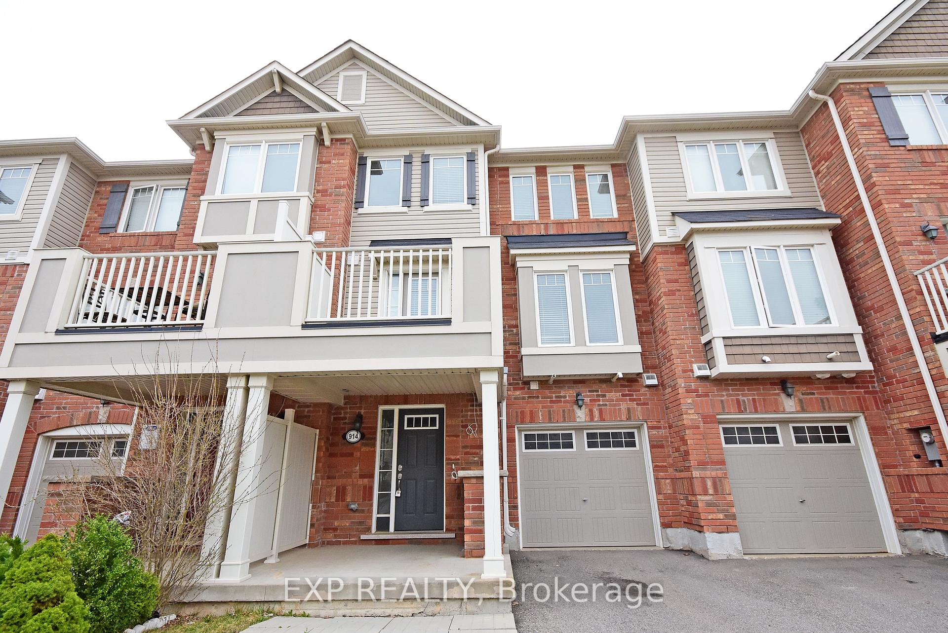 Front of 914 Nadalin Heights
