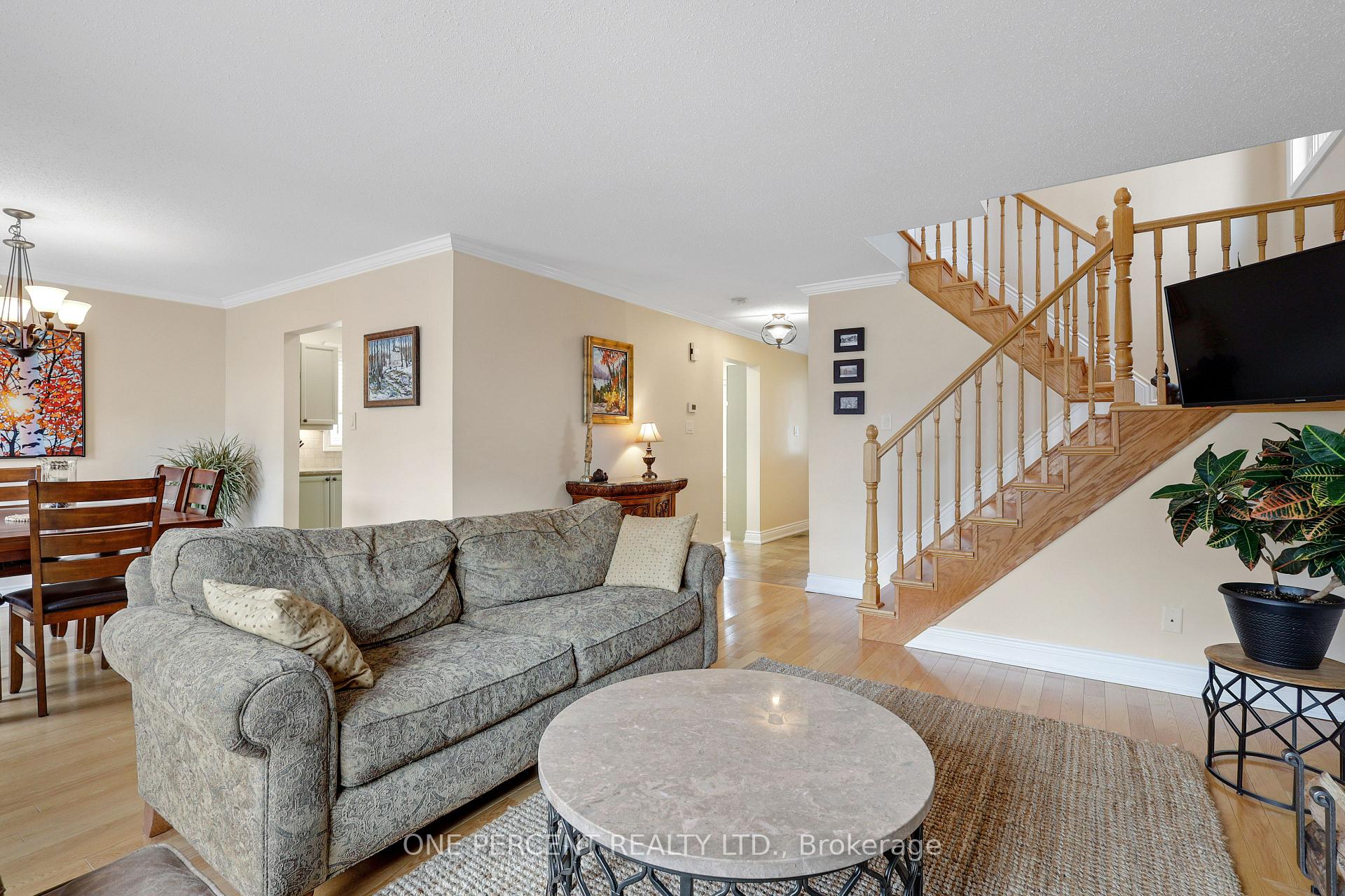 Photo 22 of 2216 Noblewood Way, Ottawa, Chapel Hill South - Orleans Village — HOMEH