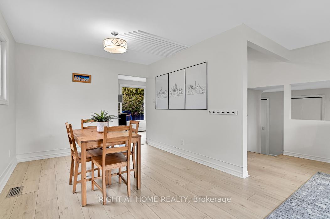 Photo 7 of 1691 Meadowview Crescent, Ottawa, Convent Glen South — HOMEH