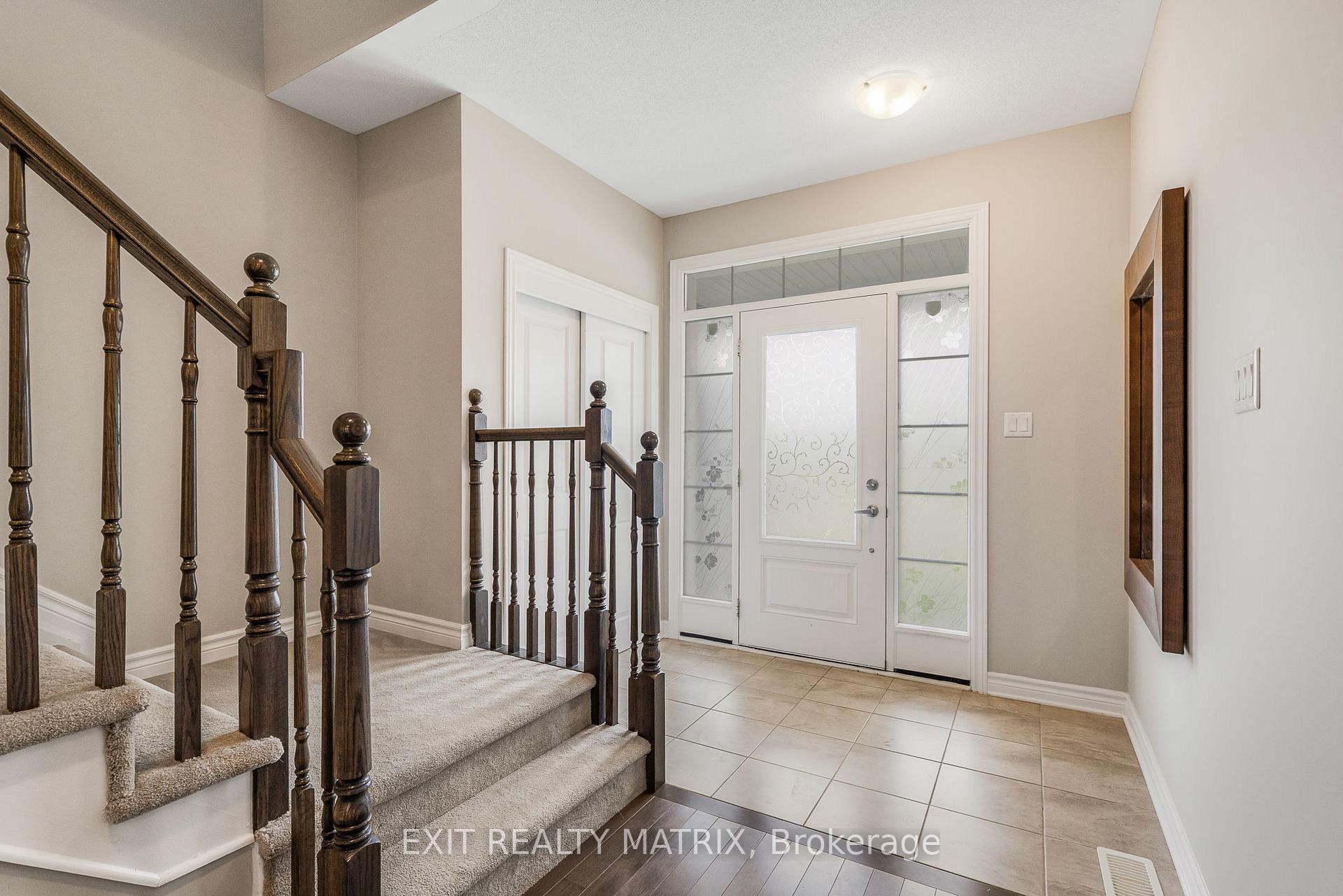 Photo 3 of 682 Decoeur Drive, Ottawa, Avalon West — HOMEH