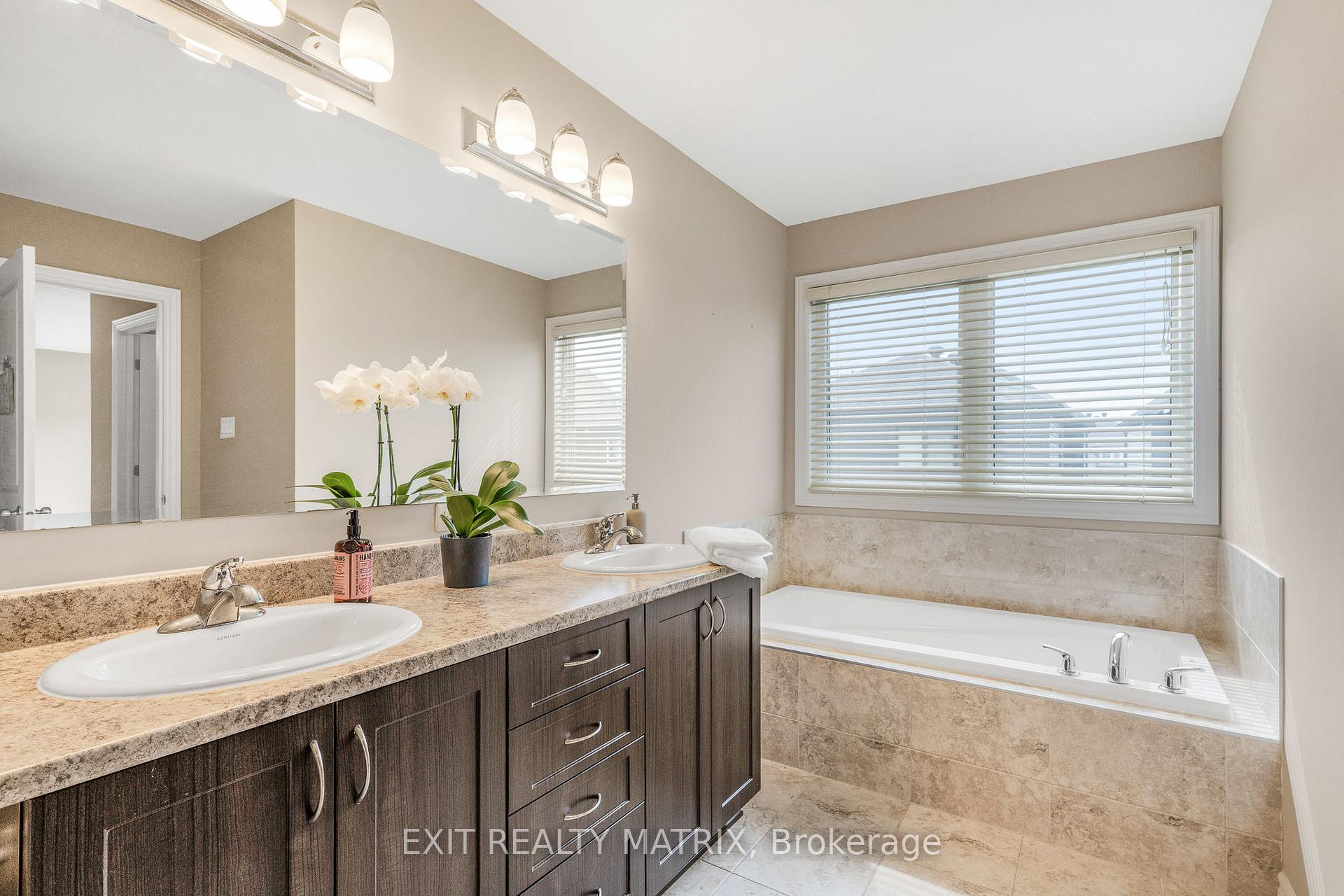 Photo 22 of 682 Decoeur Drive, Ottawa, Avalon West — HOMEH